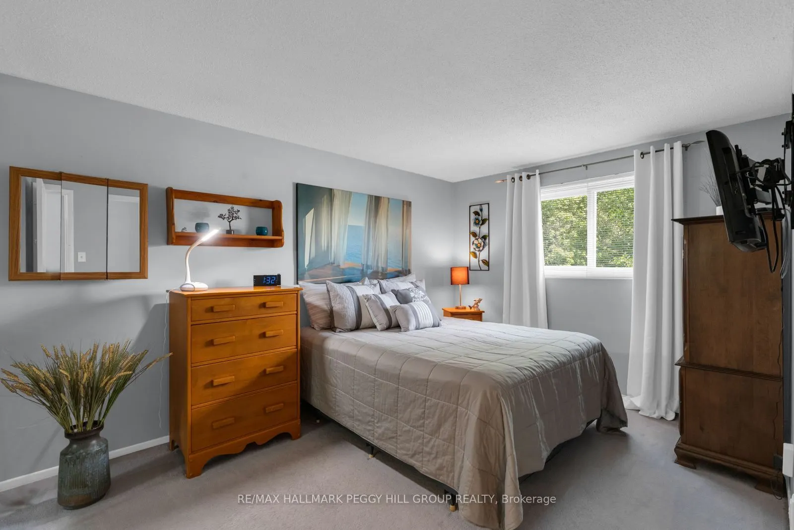 233 Innisfil Street #4