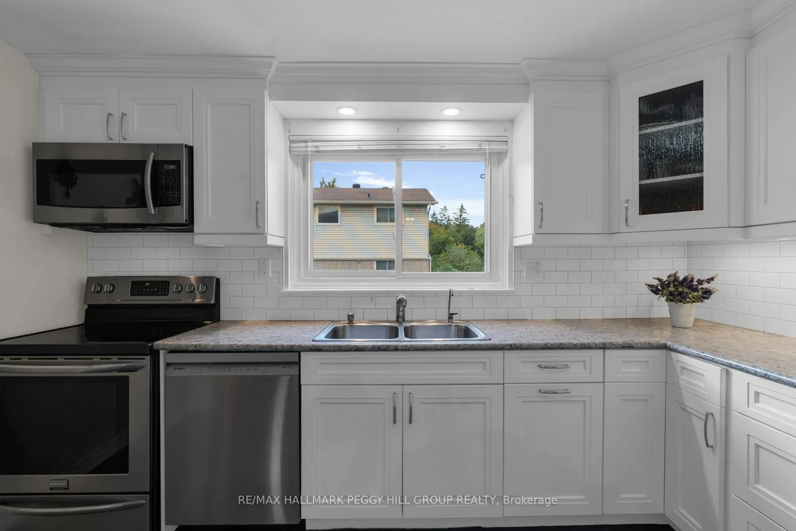 233 Innisfil Street #4
