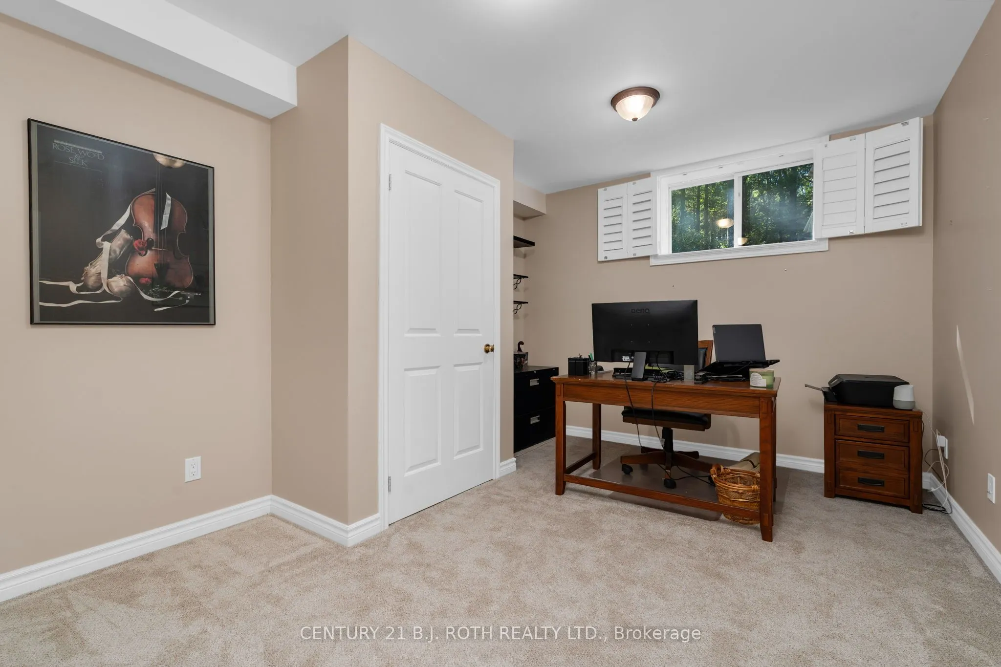 2710 Portage Trail