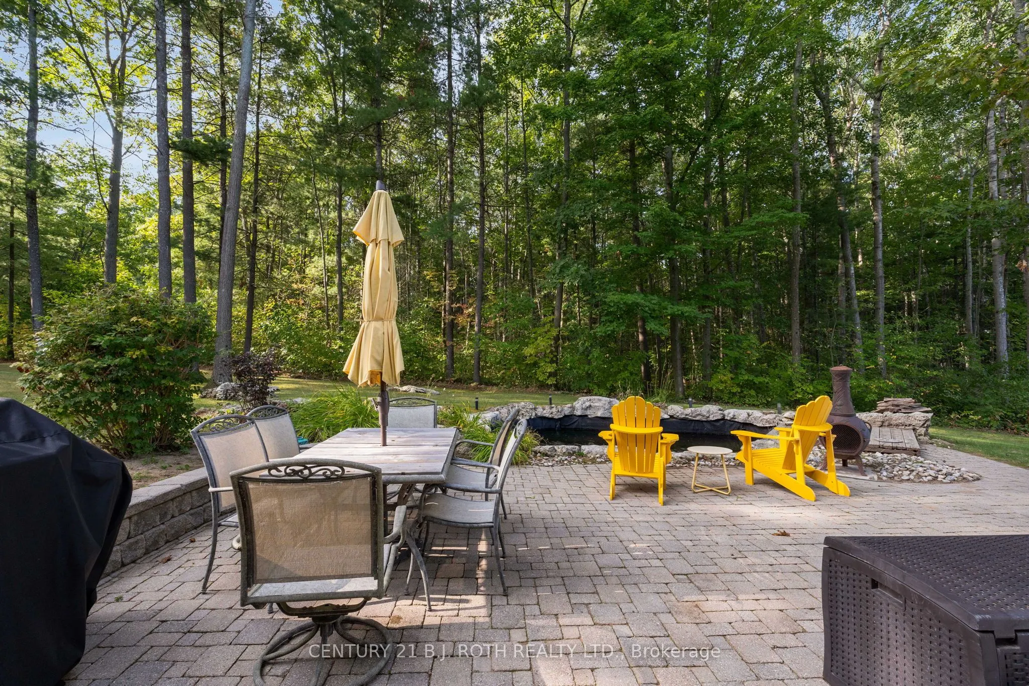 2710 Portage Trail