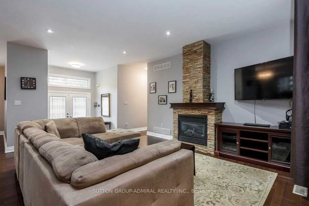 79 Forest Circle
