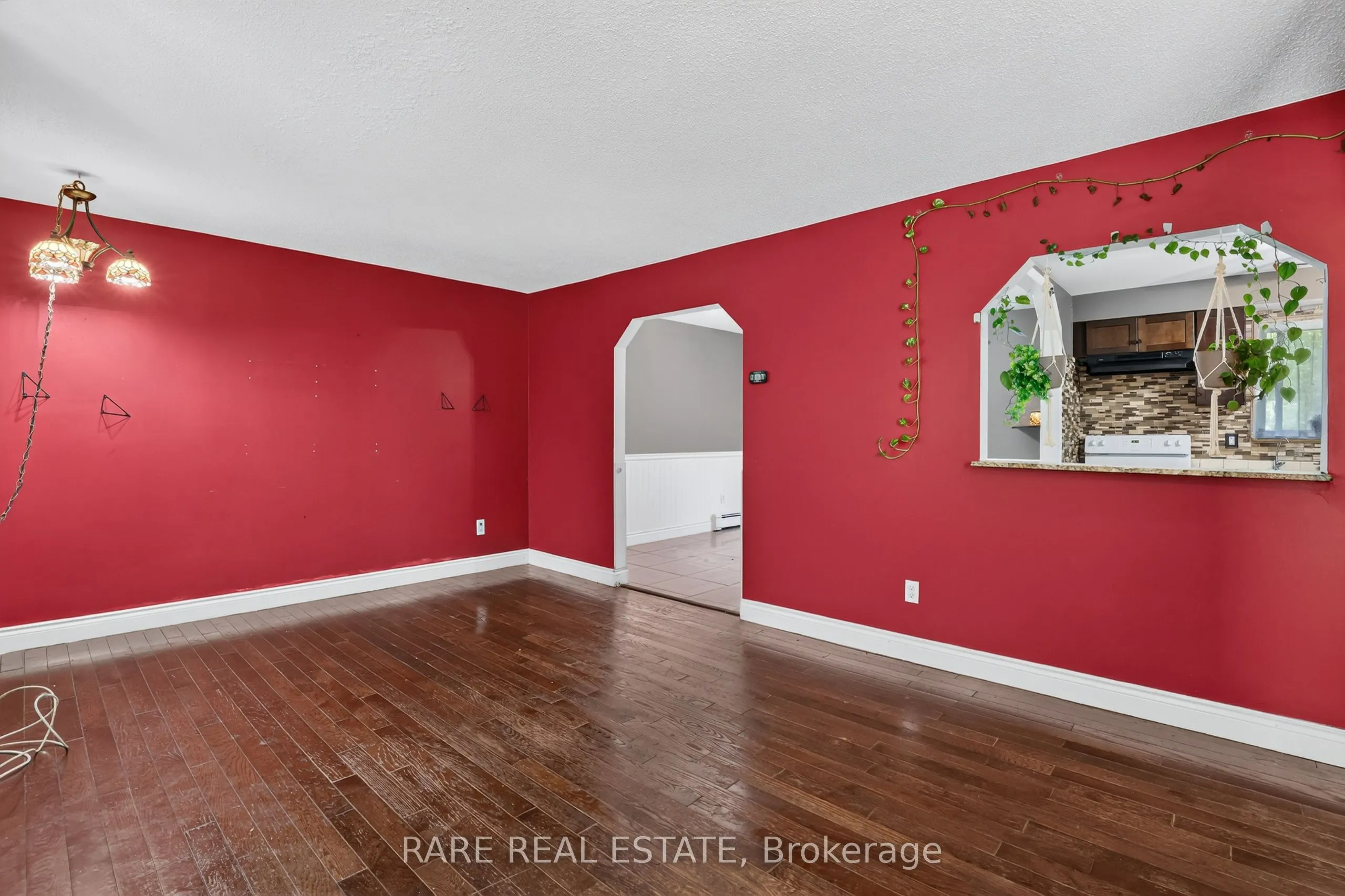 14 Pineway Court