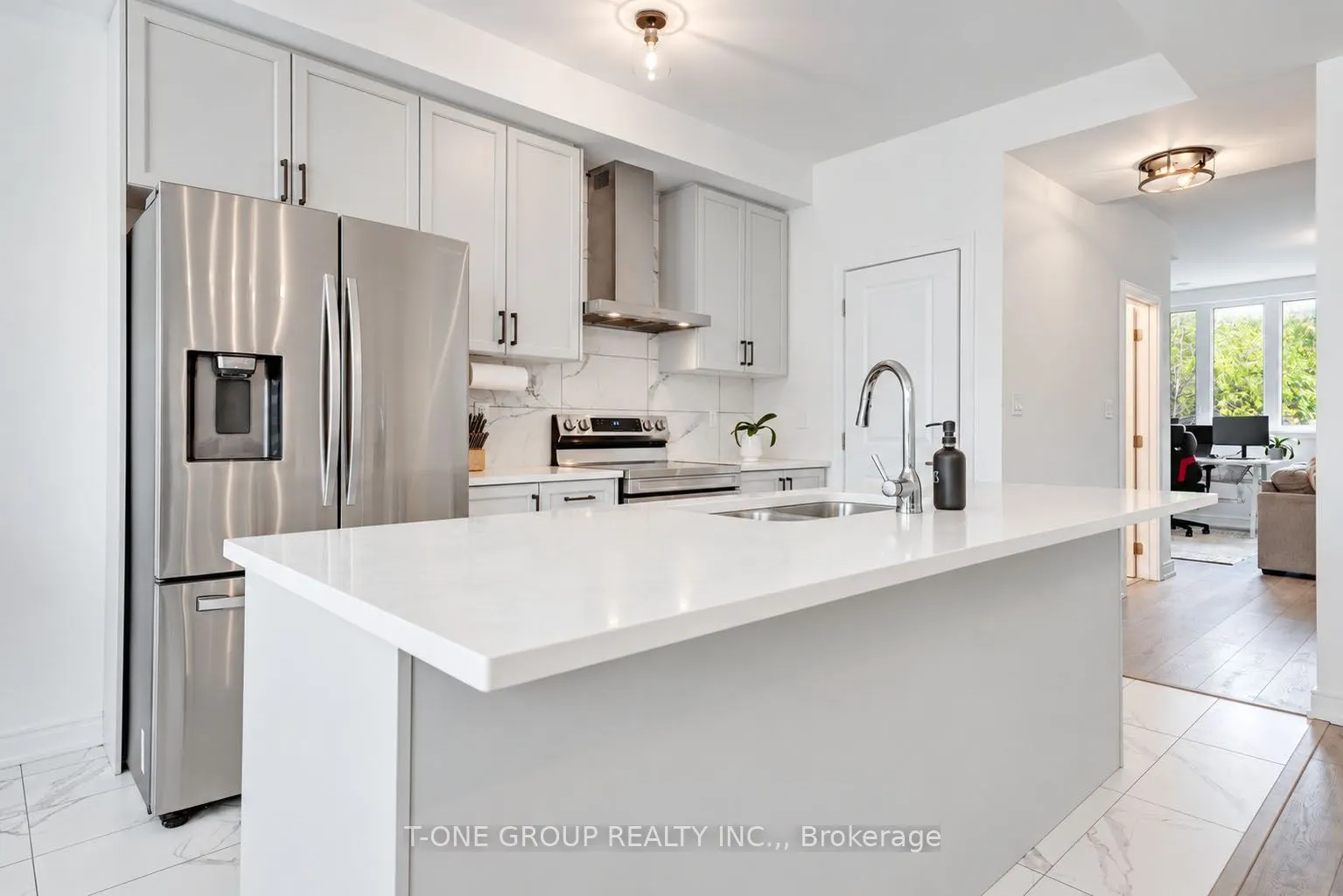 148 Blue Forest Crescent