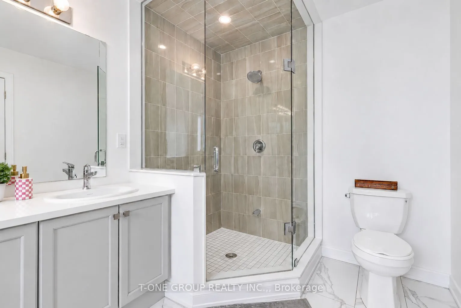 148 Blue Forest Crescent