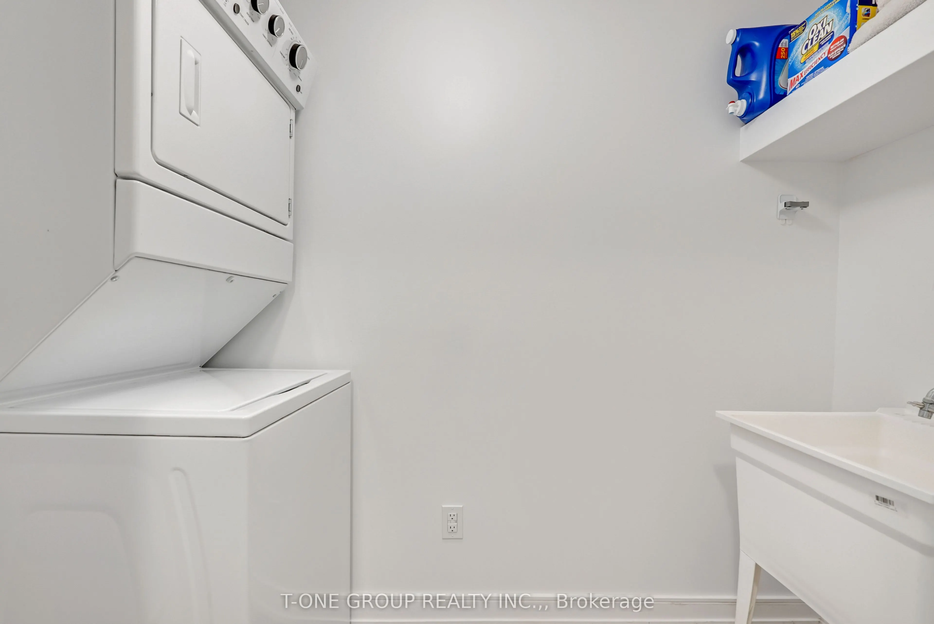 148 Blue Forest Crescent