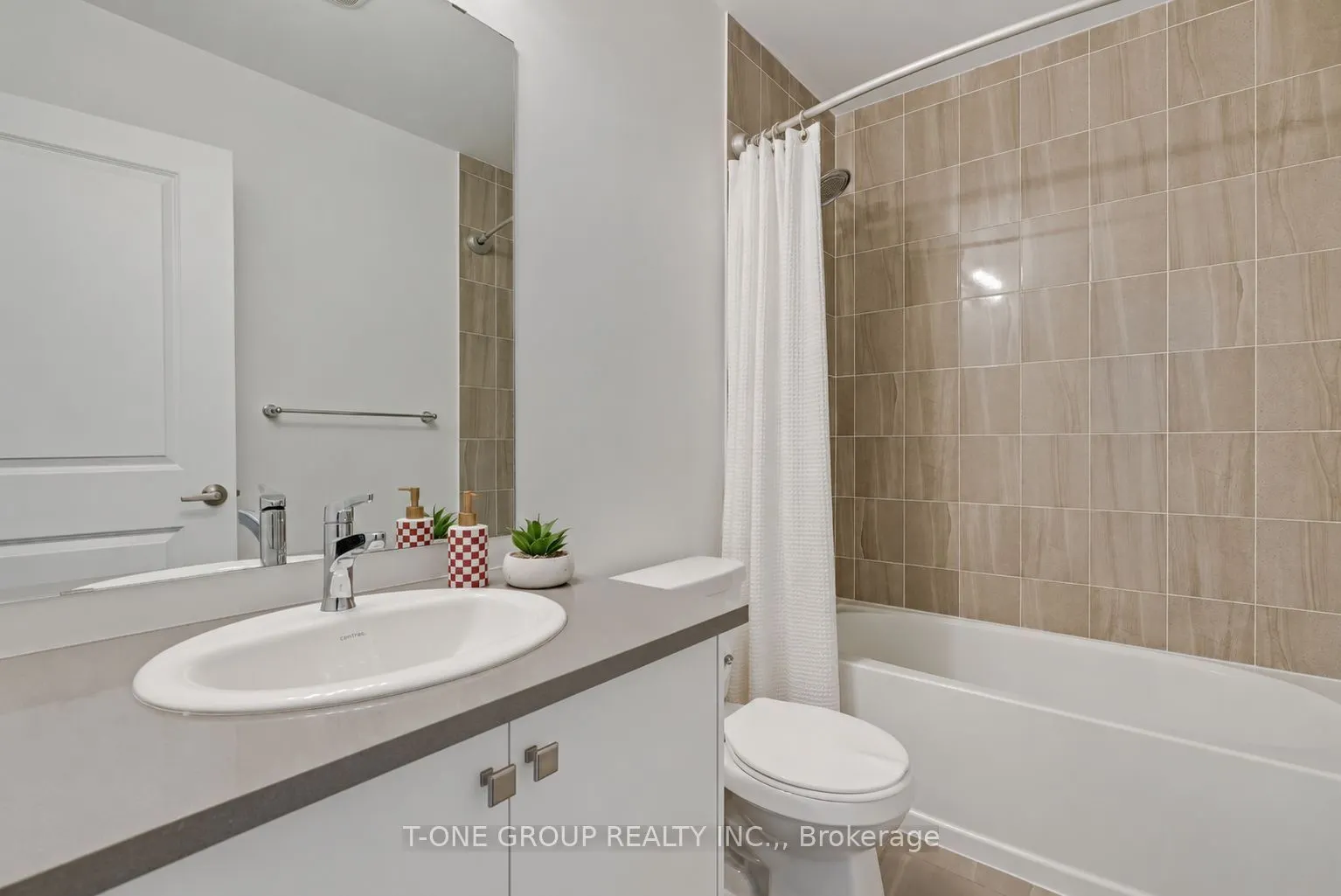148 Blue Forest Crescent