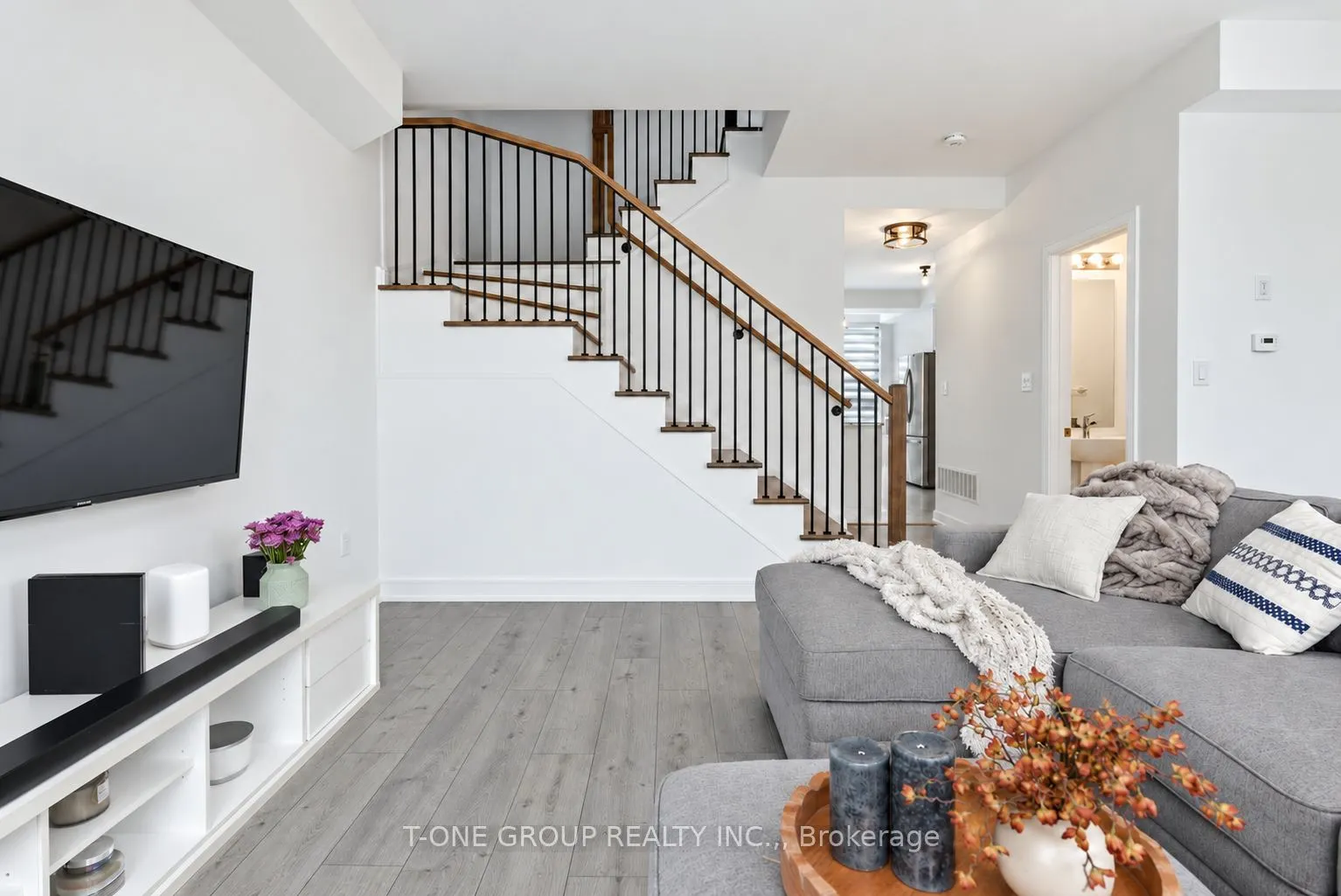 148 Blue Forest Crescent