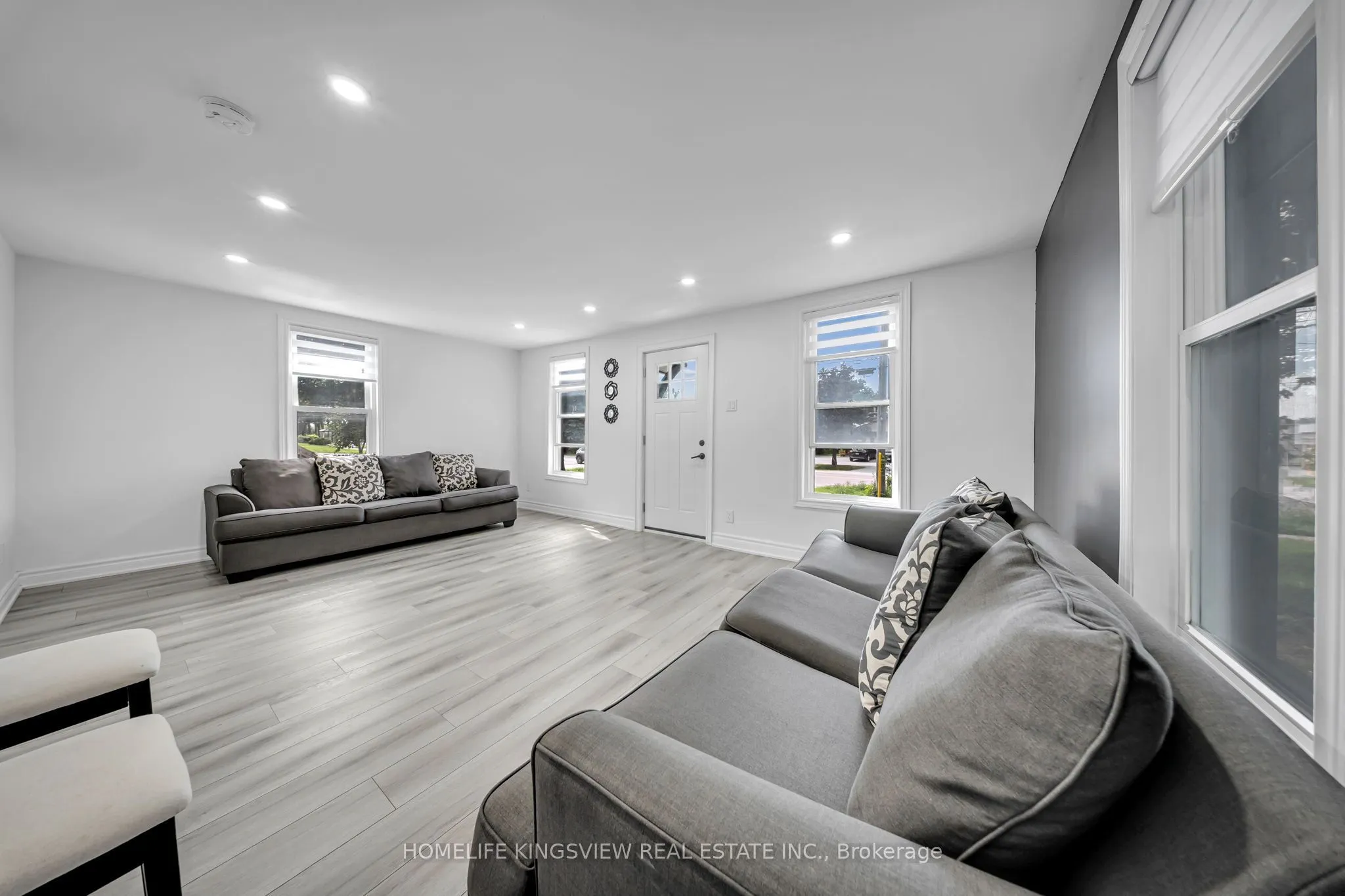 506 West Street S