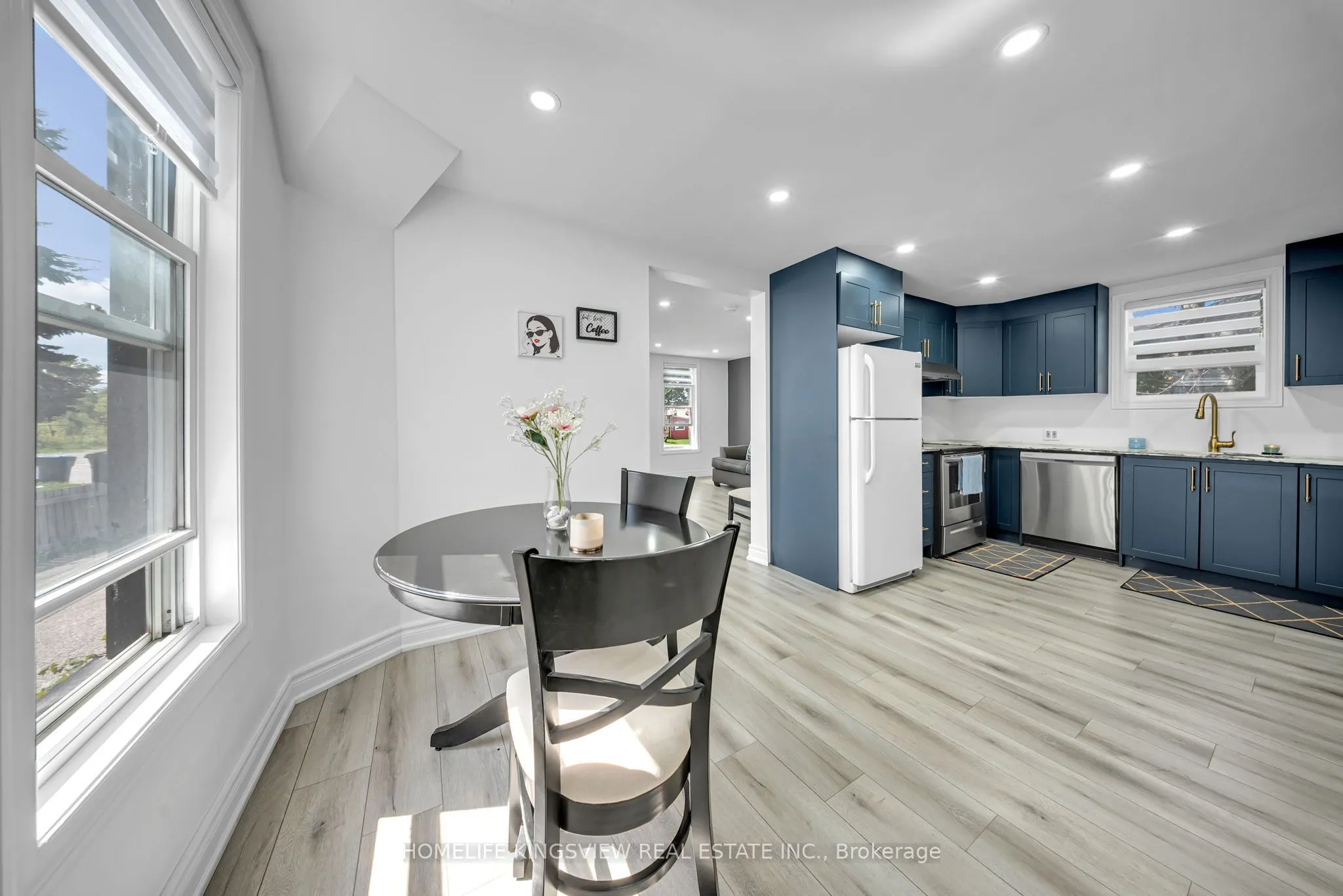 506 West Street S
