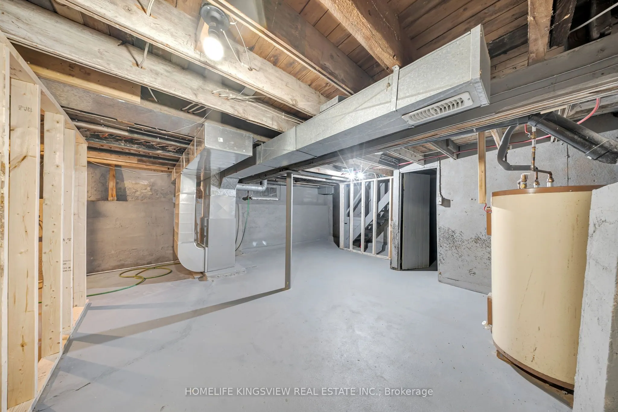 506 West Street S