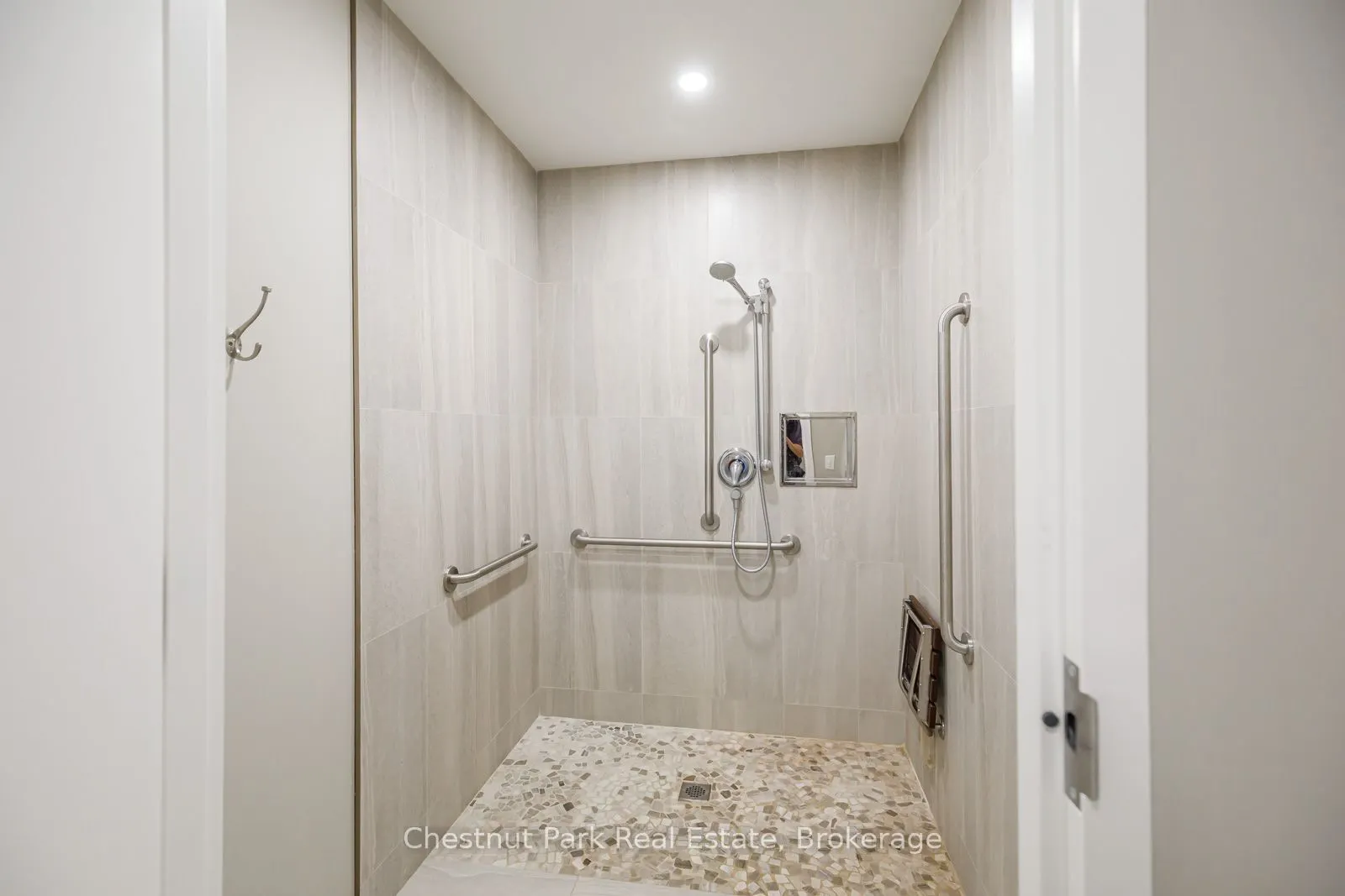 172 Eighth Street #209
