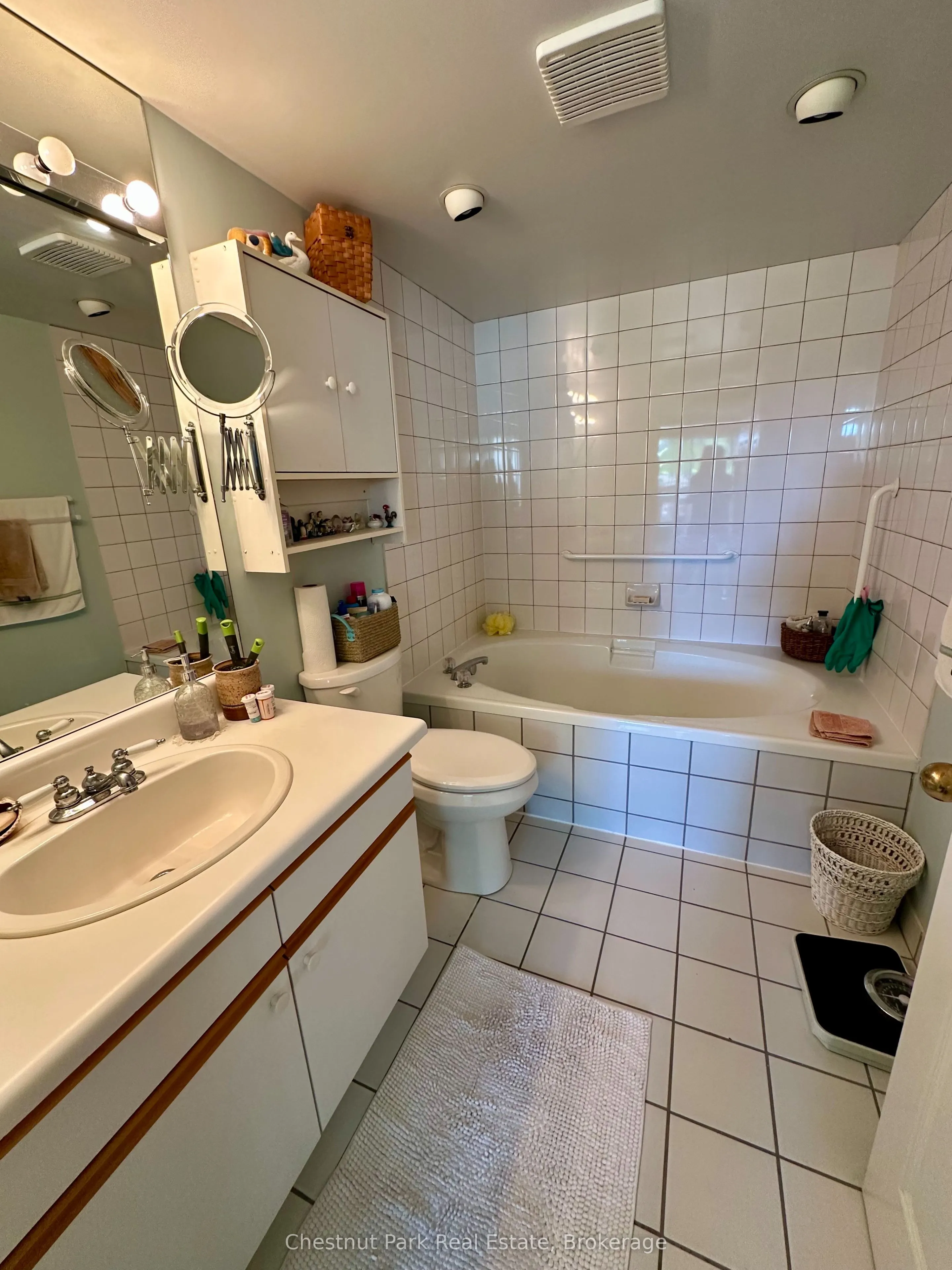 172 Eighth Street #209