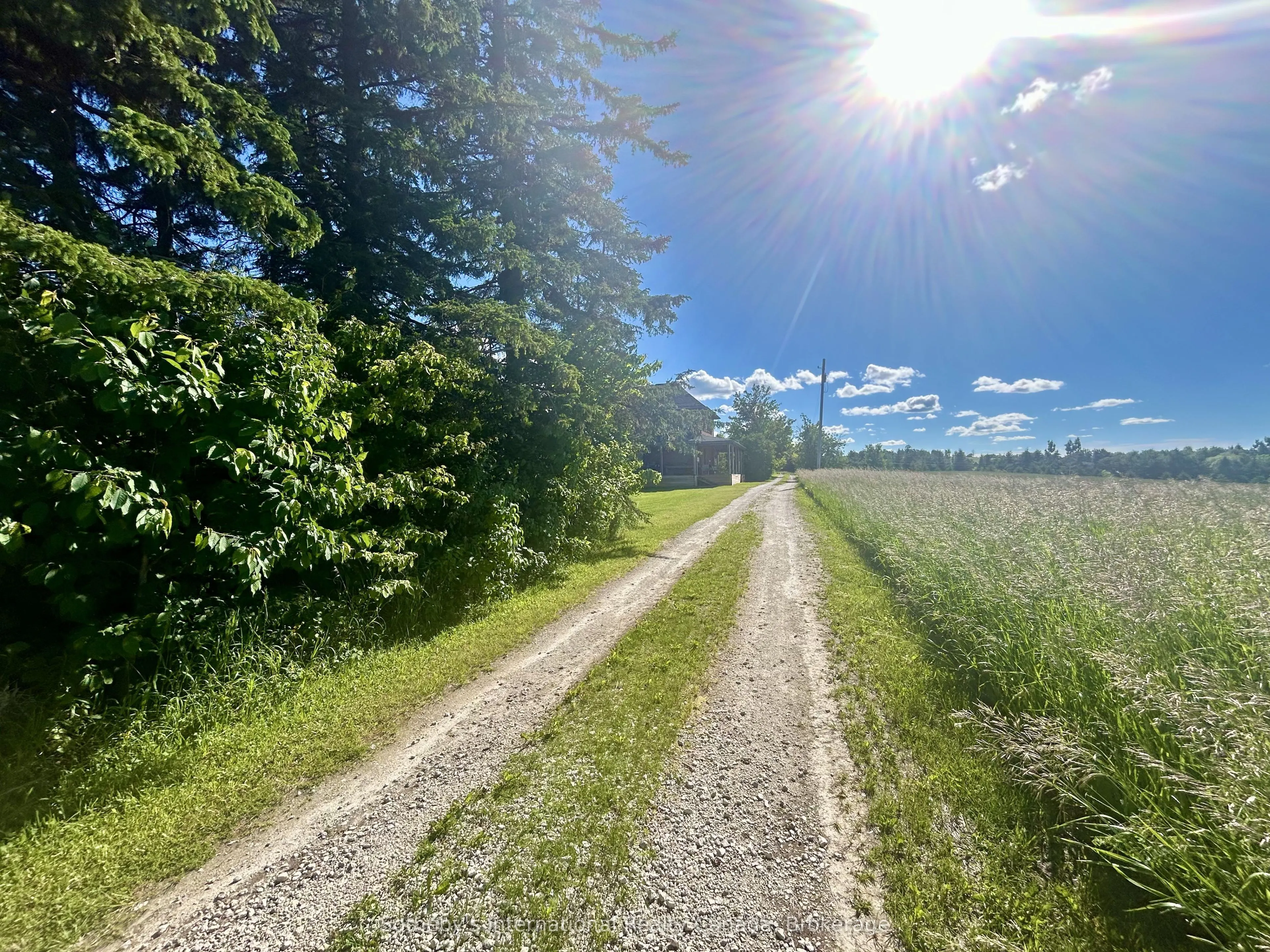 1943 Fairgrounds Road S