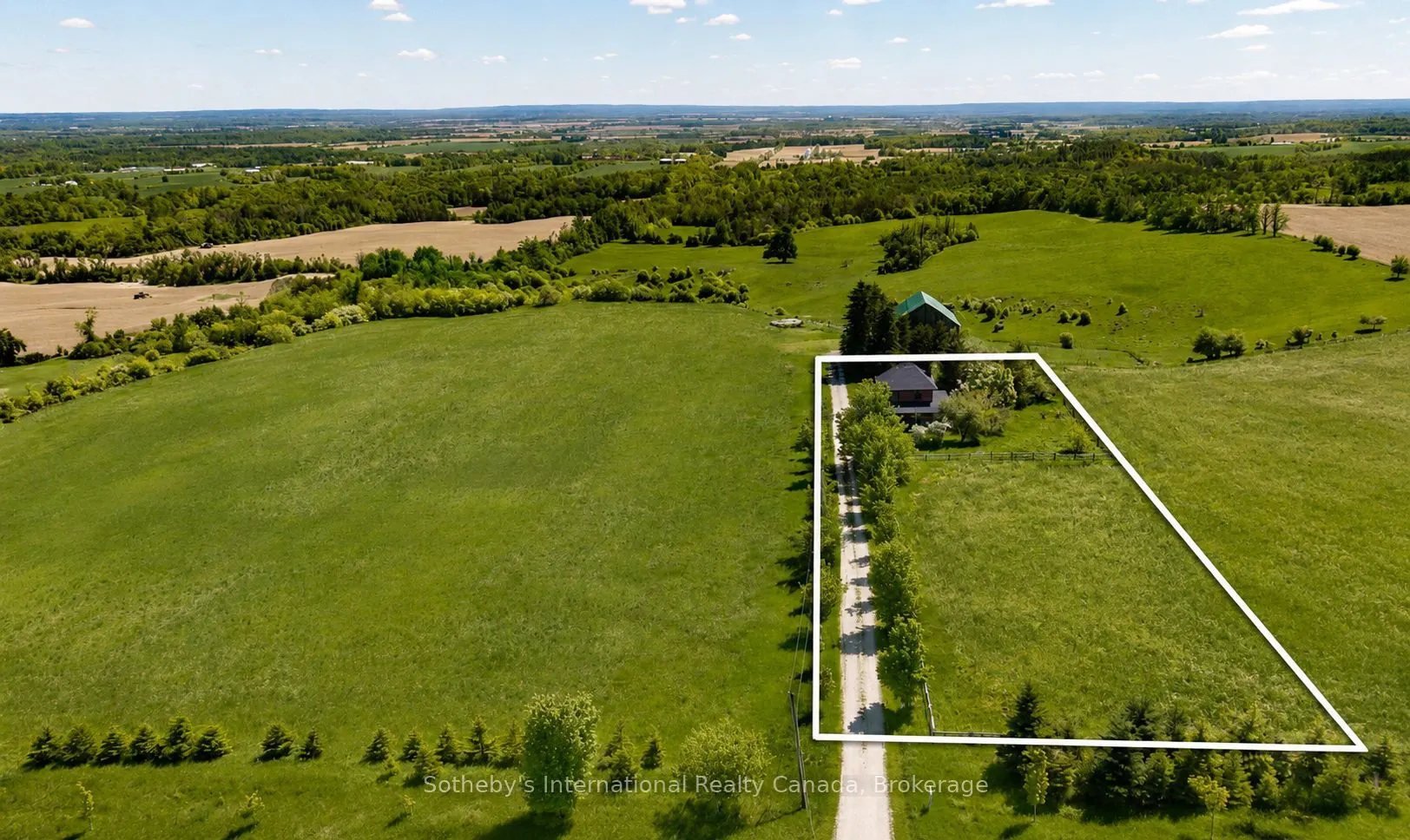 1943 Fairgrounds Road S