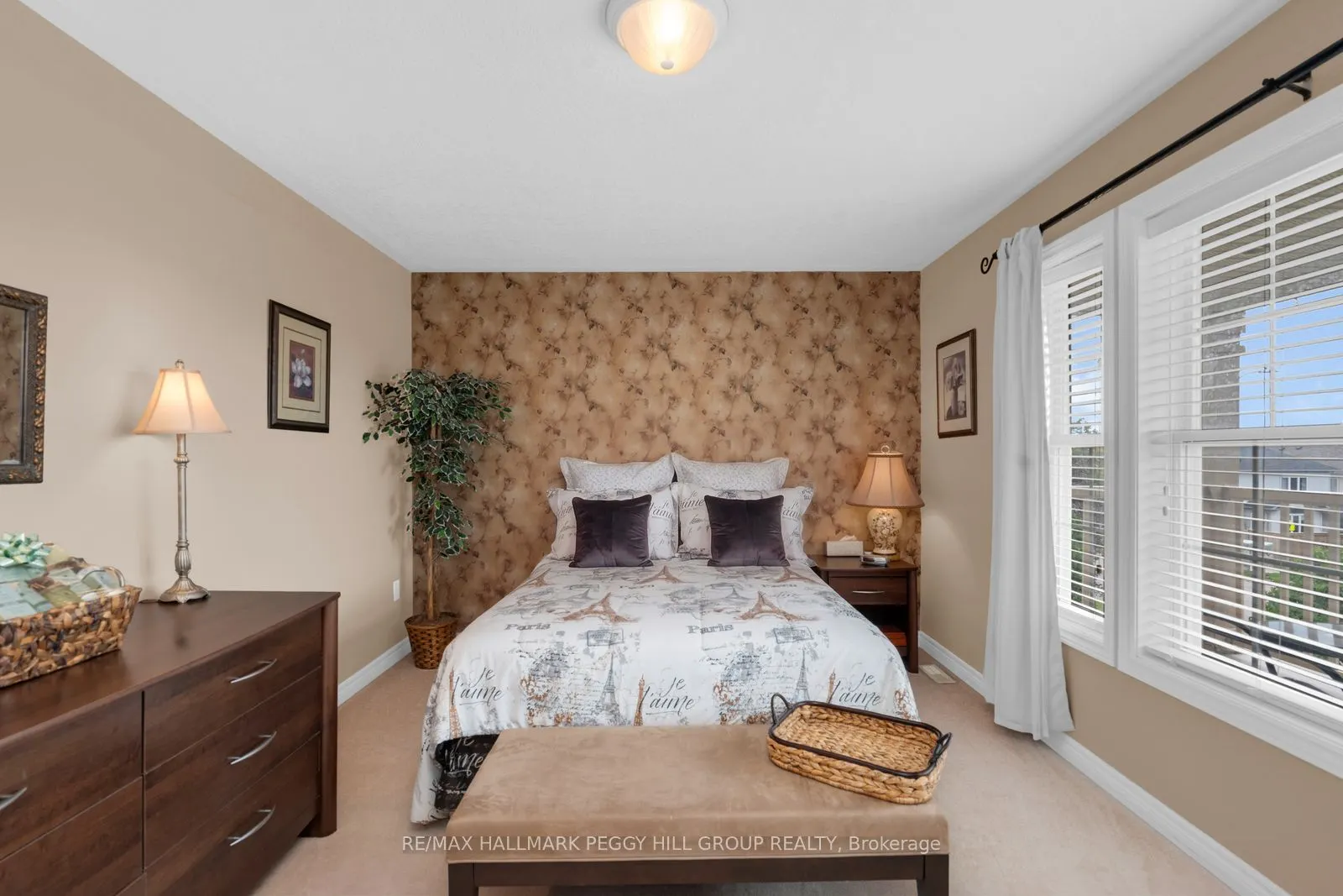 5 Sandringham Drive
