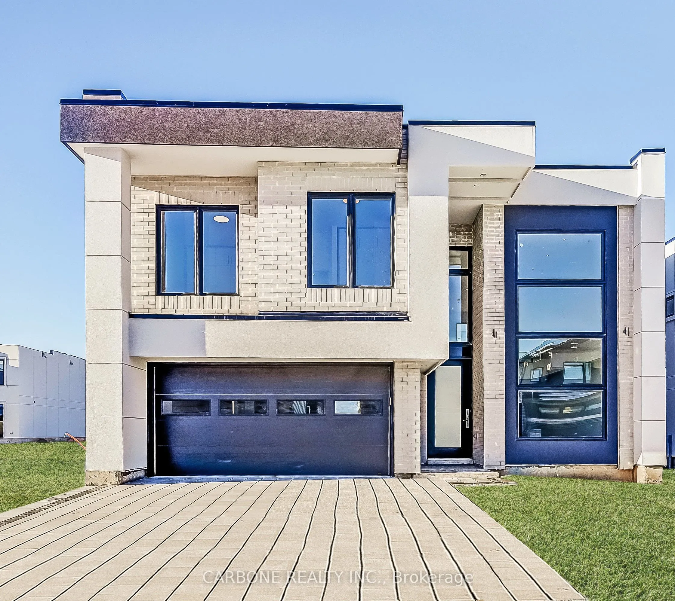3779 Sunbank Crescent