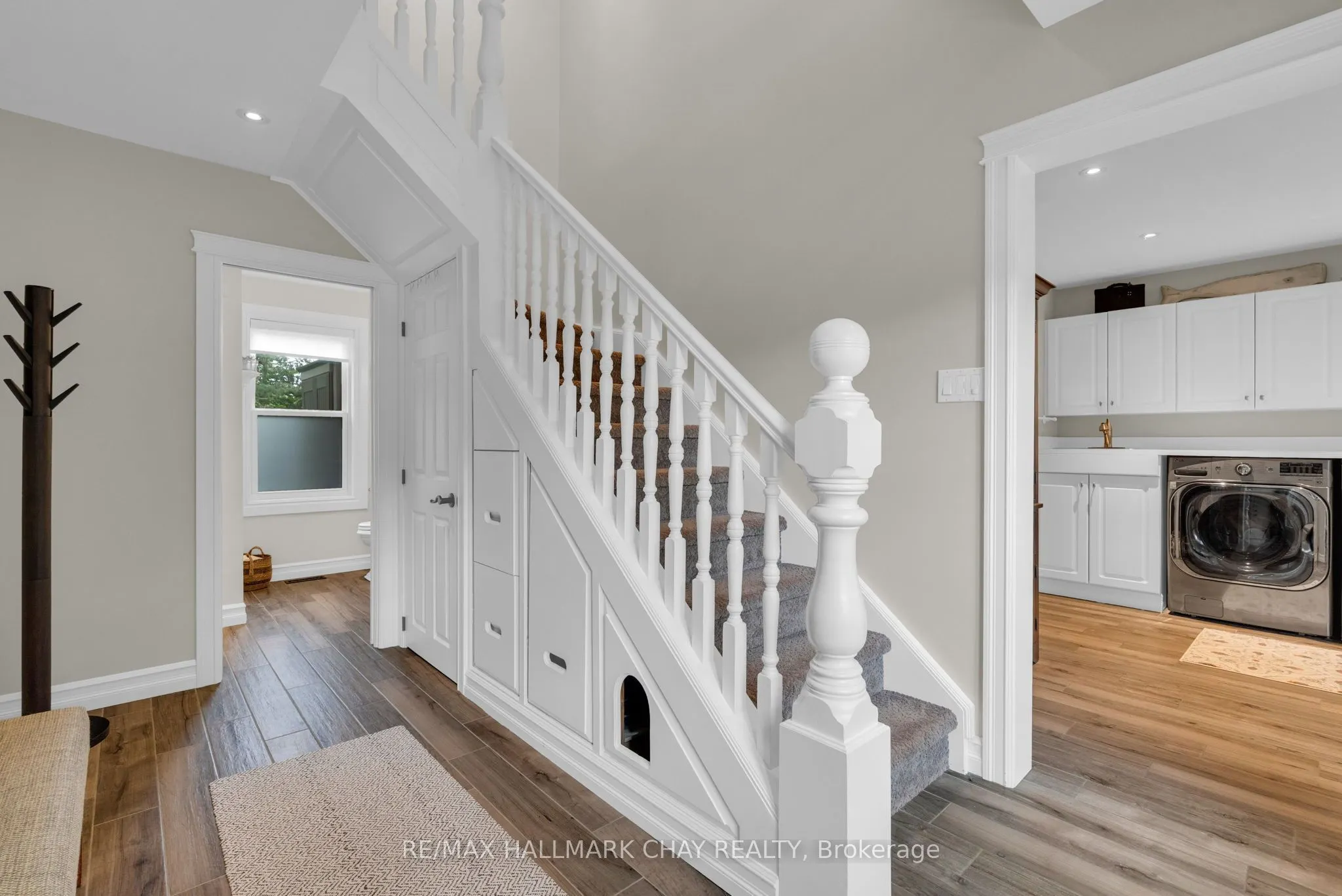 9 Bridle Path