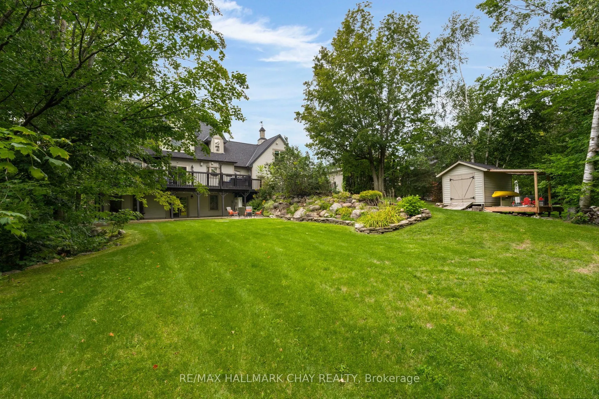 9 Bridle Path