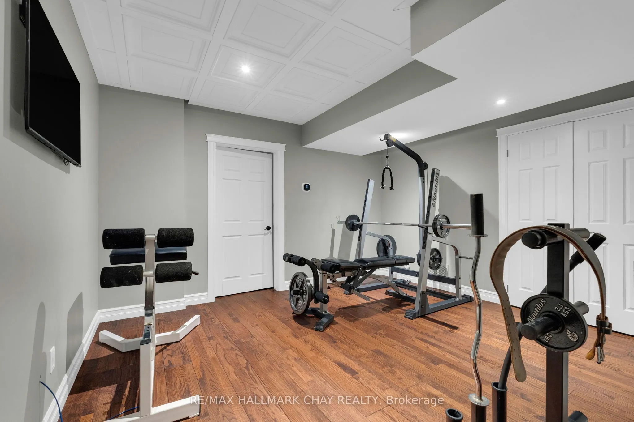 9 Bridle Path