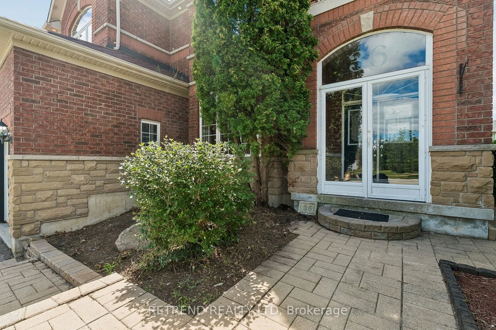 36 Sandringham Drive