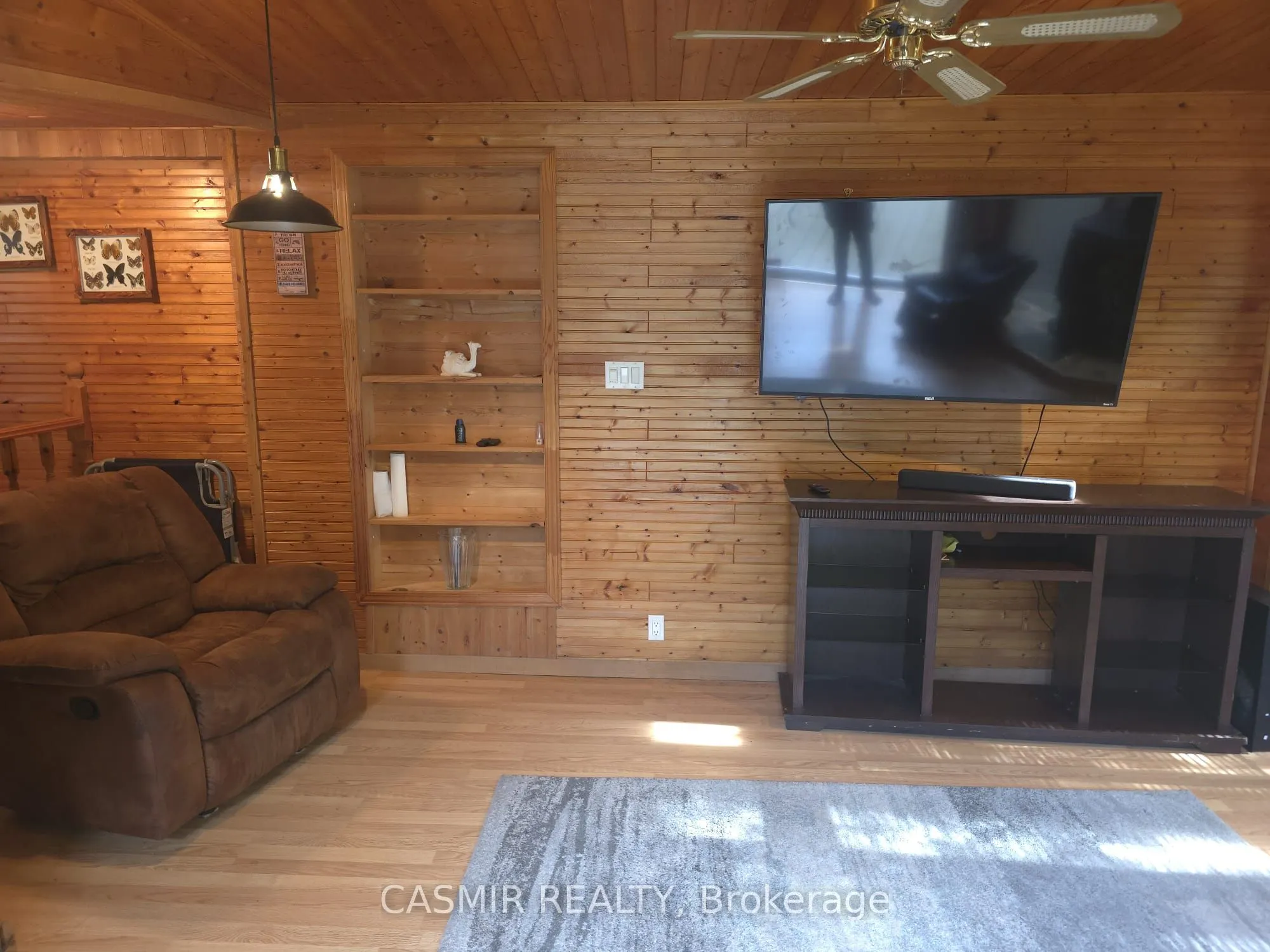 2148 CHAMPLAIN Road
