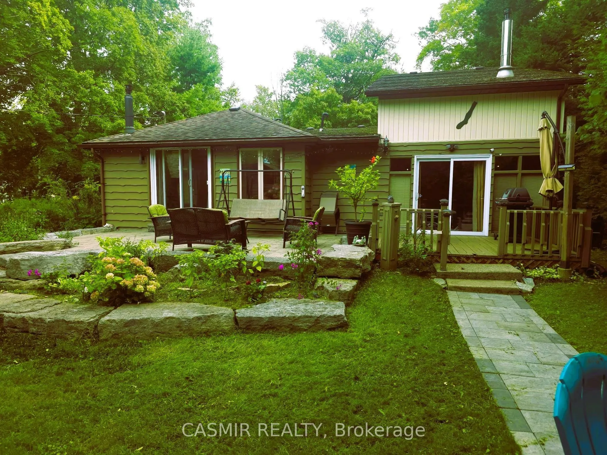 2148 CHAMPLAIN Road