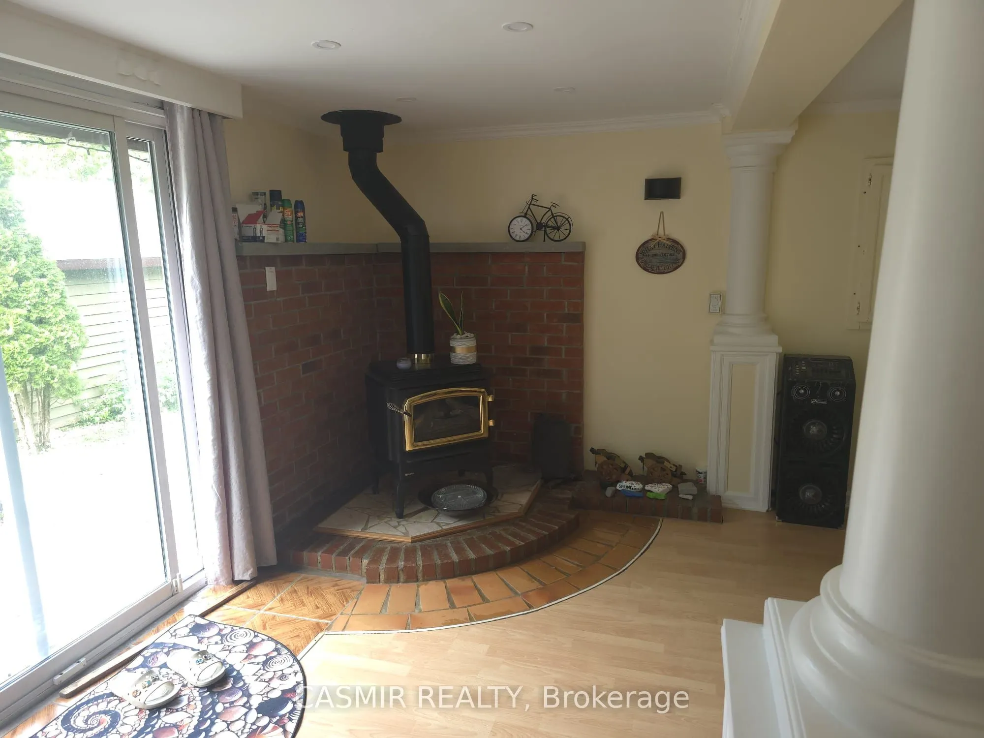 2148 CHAMPLAIN Road