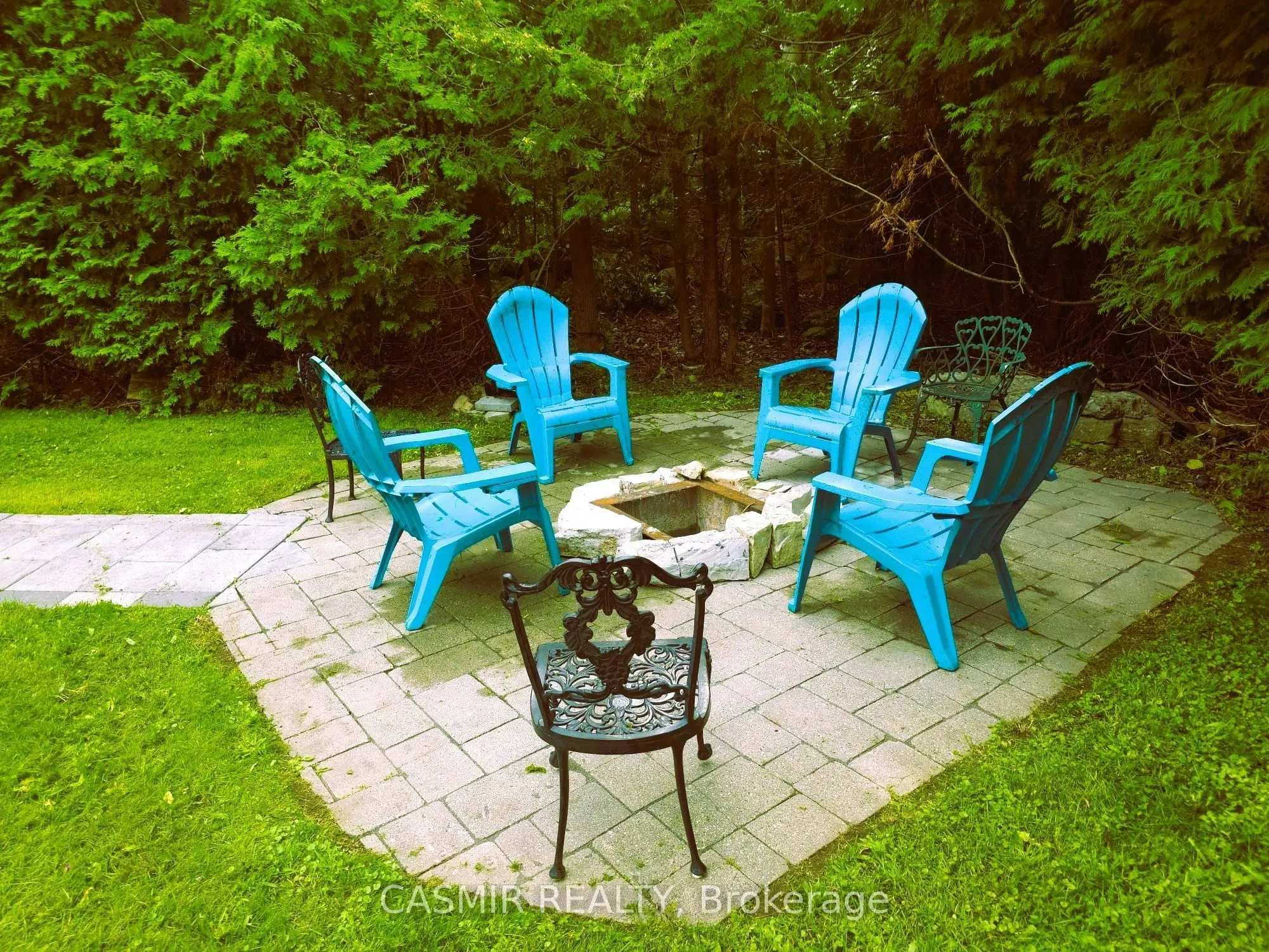 2148 CHAMPLAIN Road