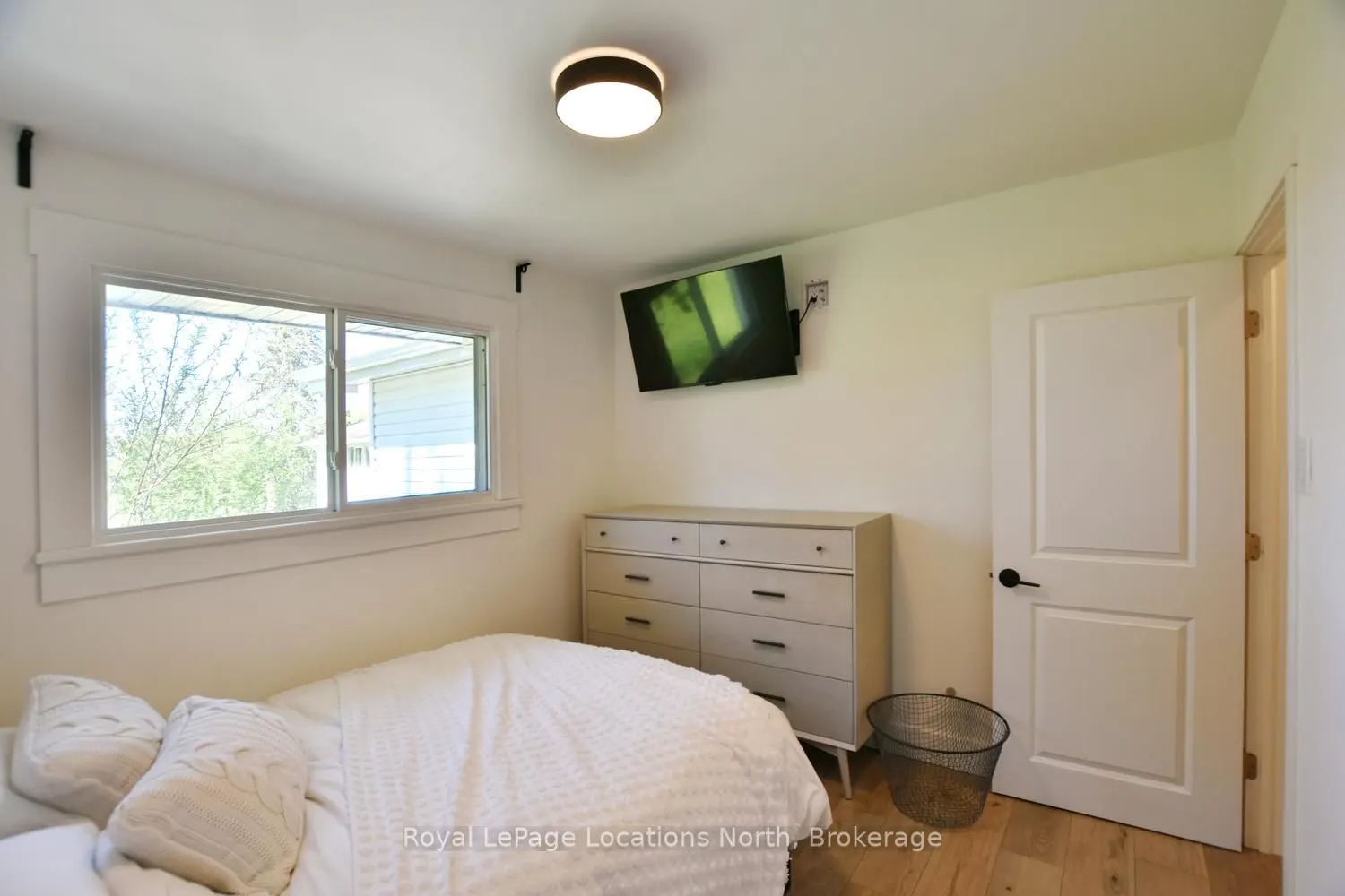 56 BATTEAUX Road