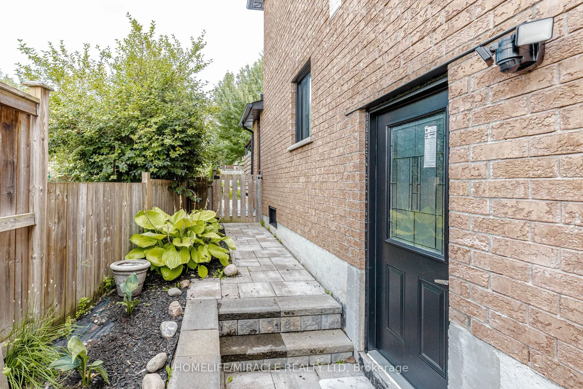 5 Trask Drive