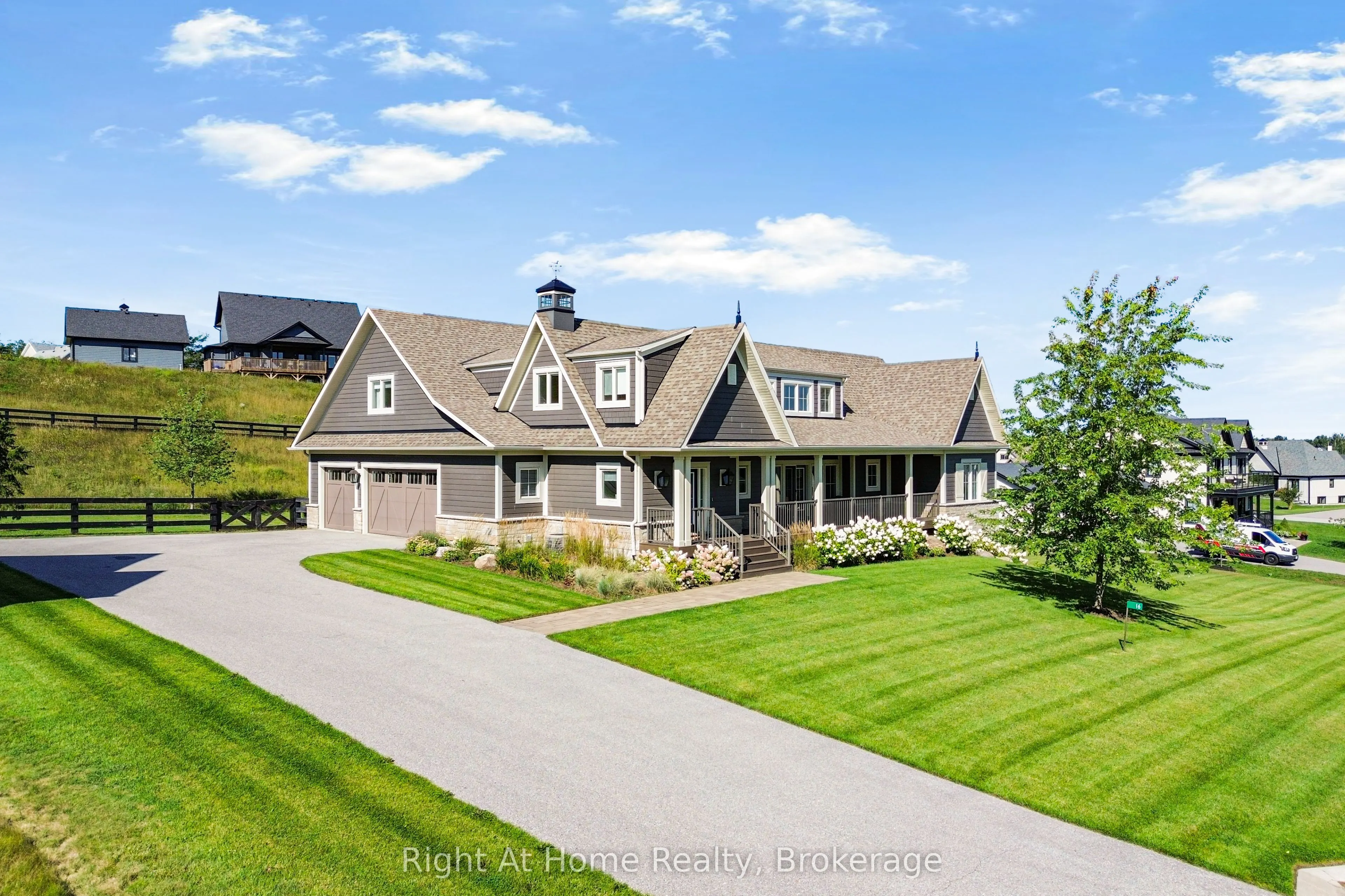 16 Gelderland Crescent