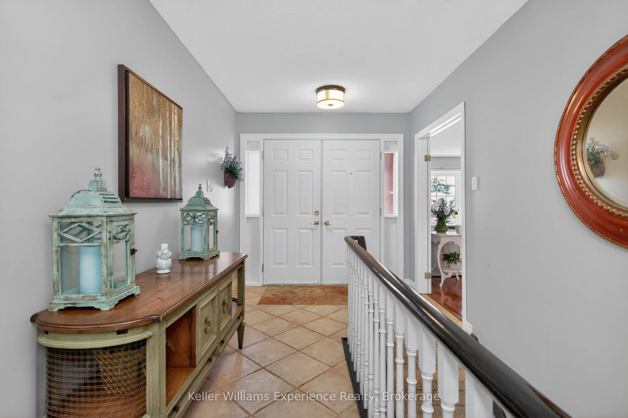 933 Playfair Road