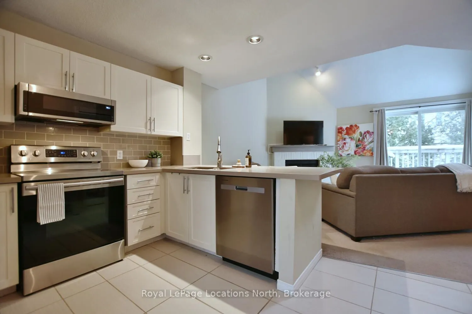 49 TROTT Boulevard #176