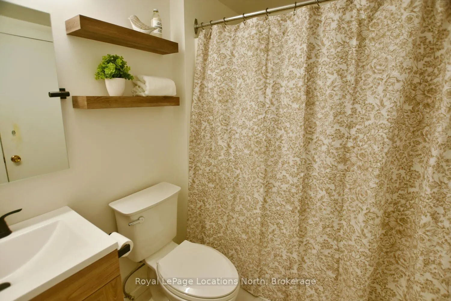 49 TROTT Boulevard #176