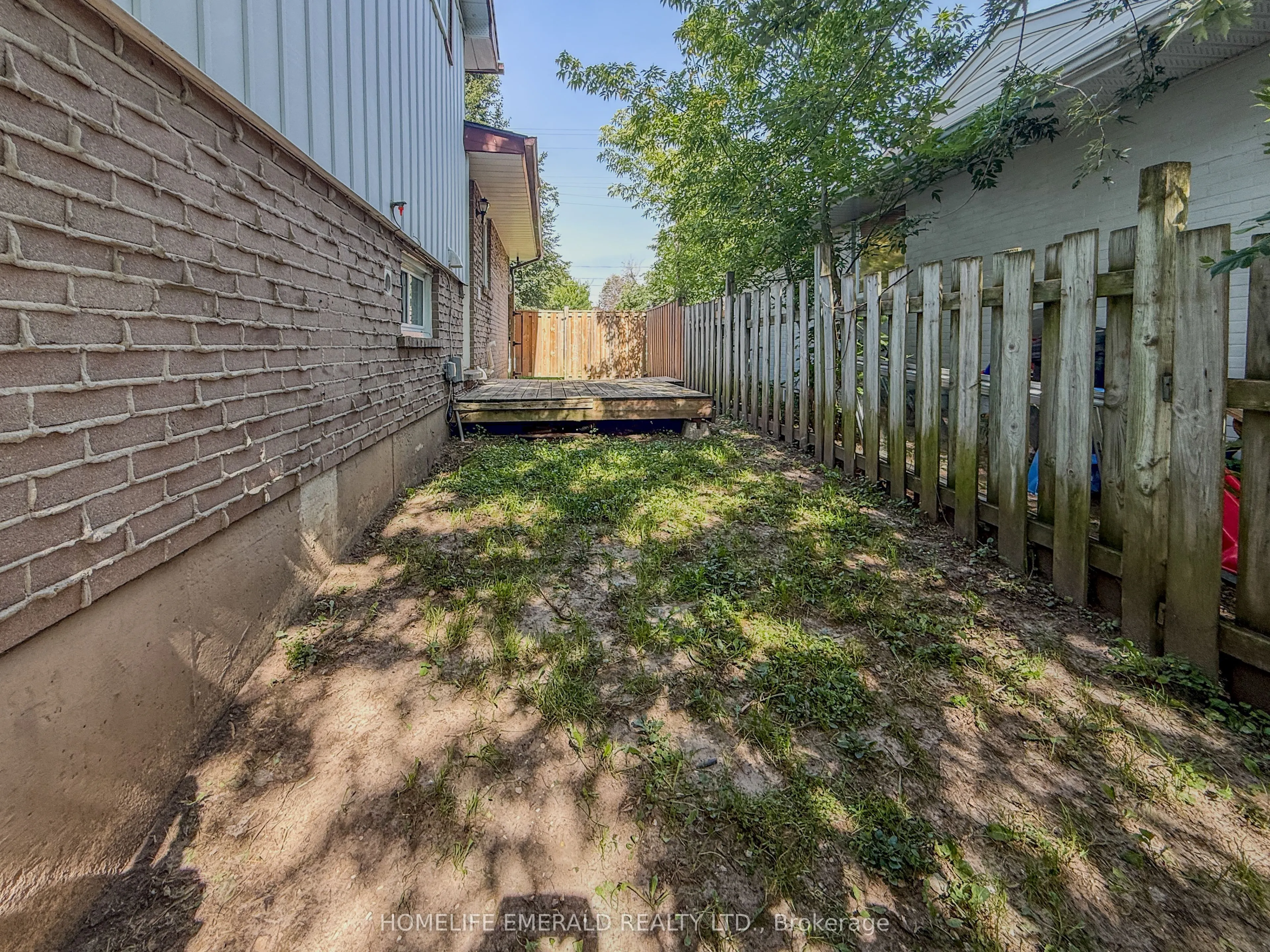 131 Cundles Road E