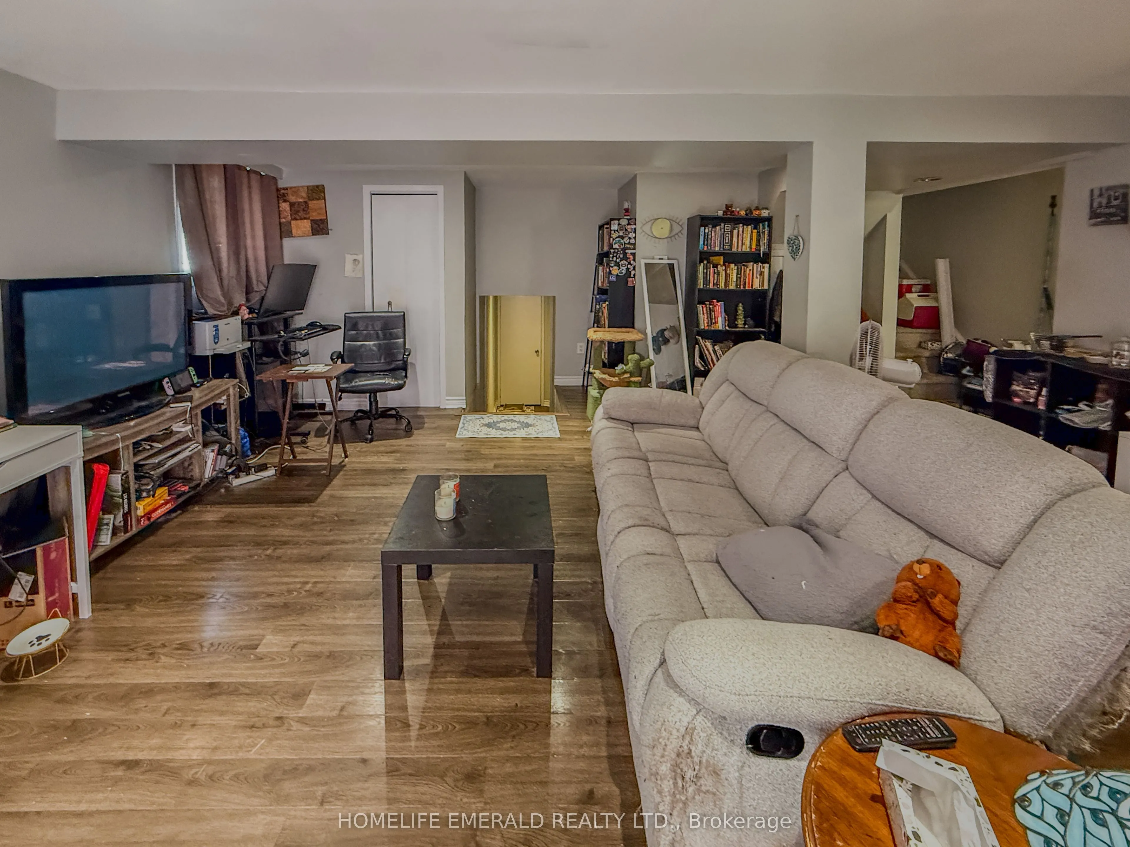131 Cundles Road E