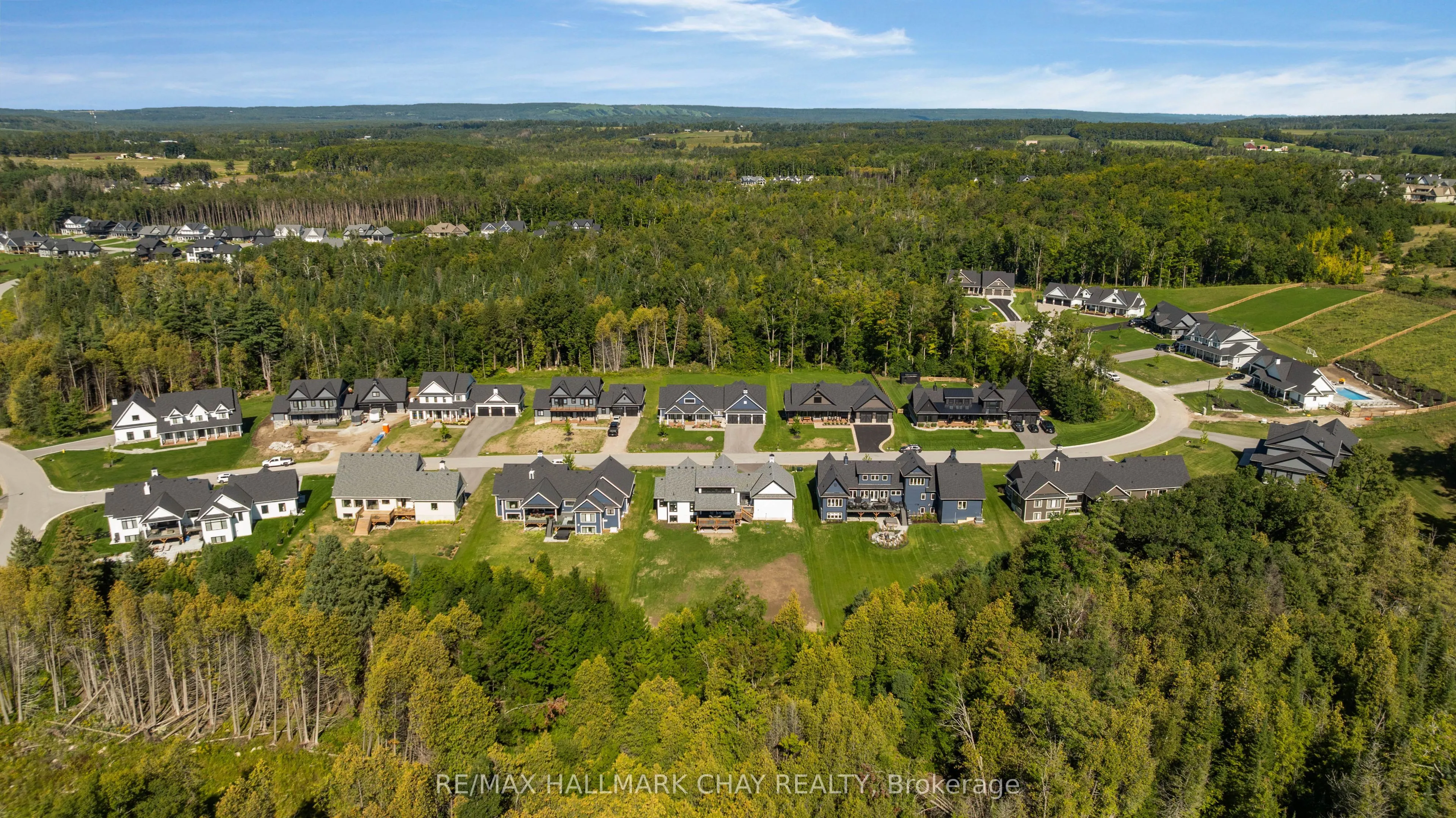 7 Clydesdale Court