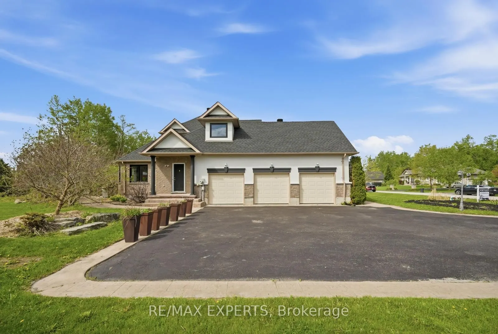 11 Basswood Circle