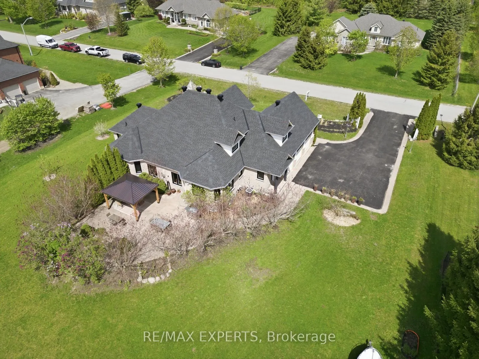 11 Basswood Circle