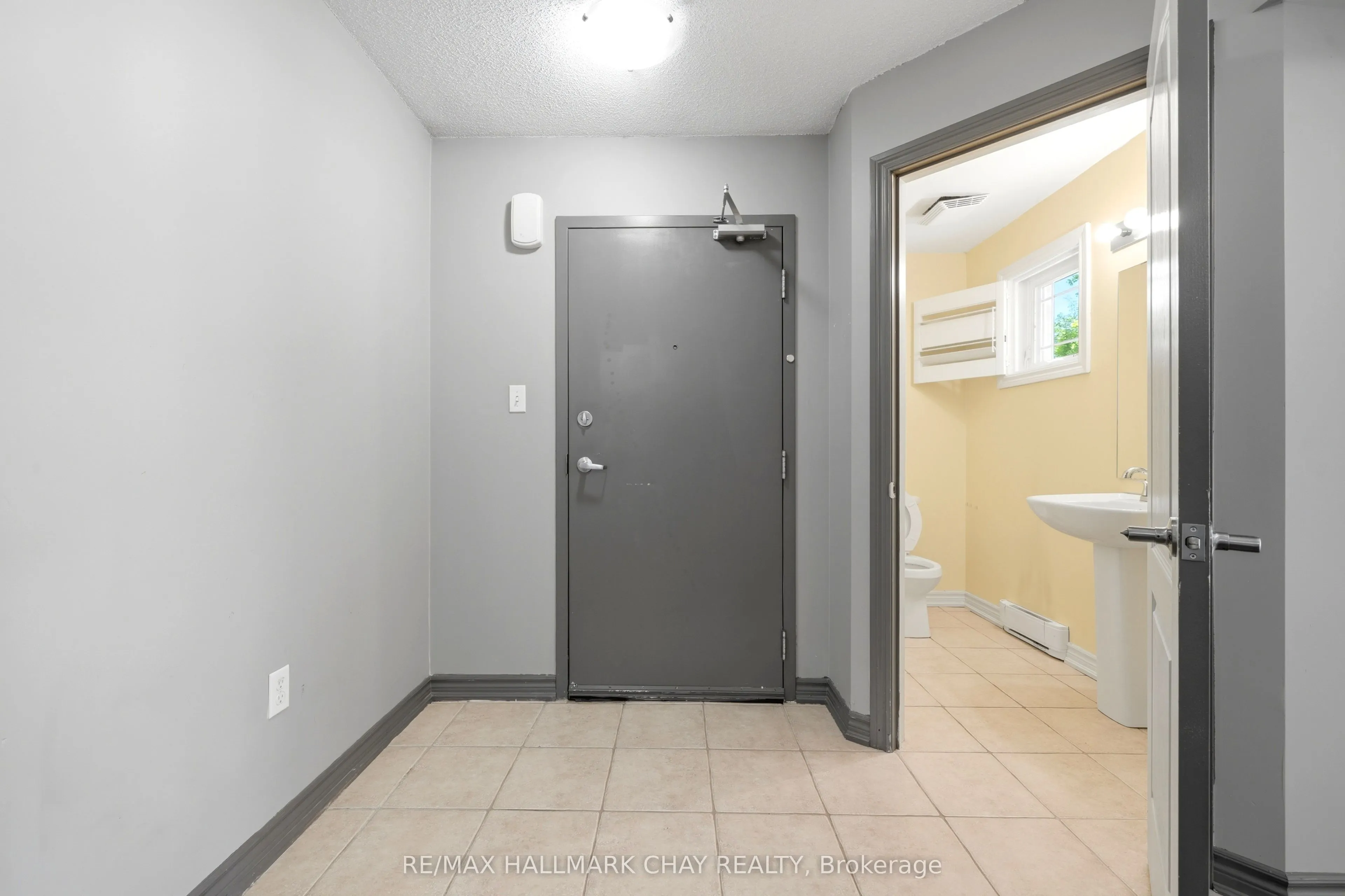 408 Veterans Drive #1