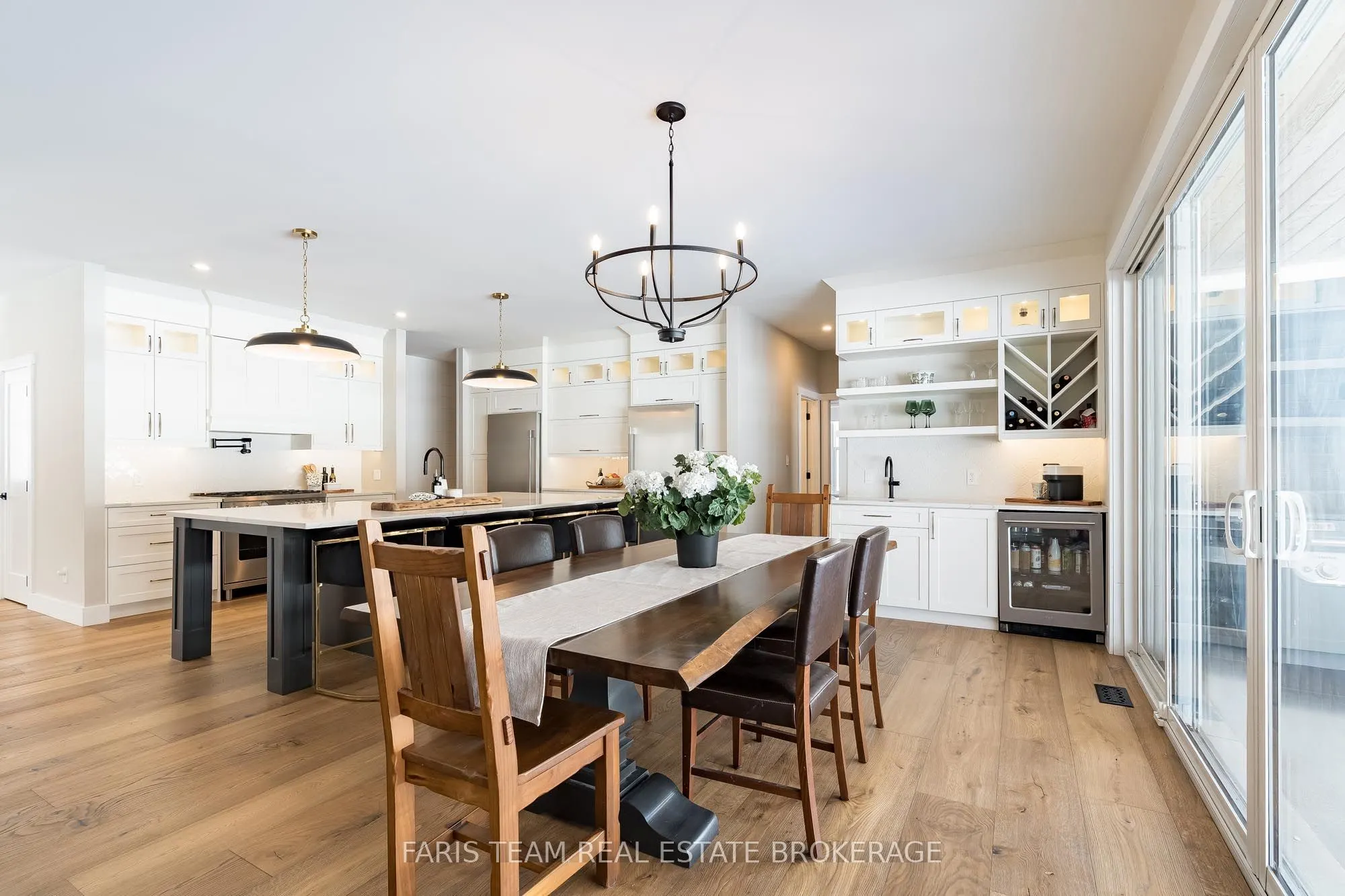 1555 Baseline Road S