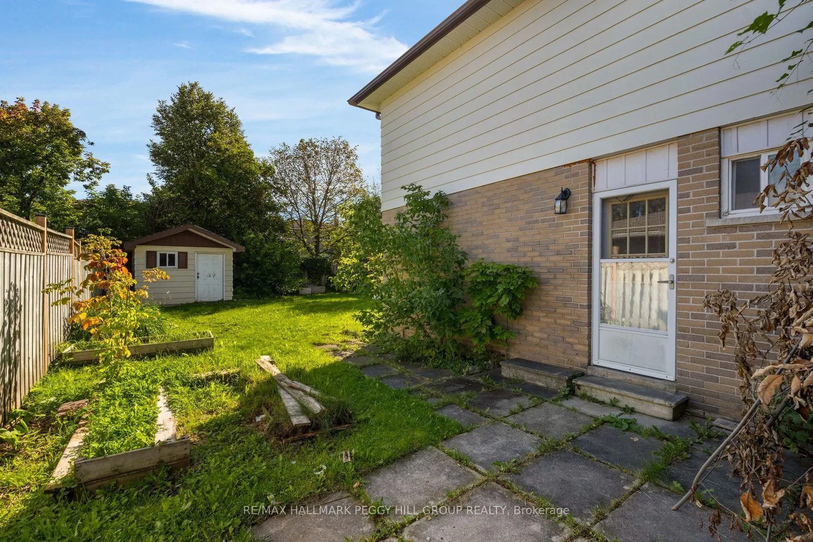 46 College Crescent