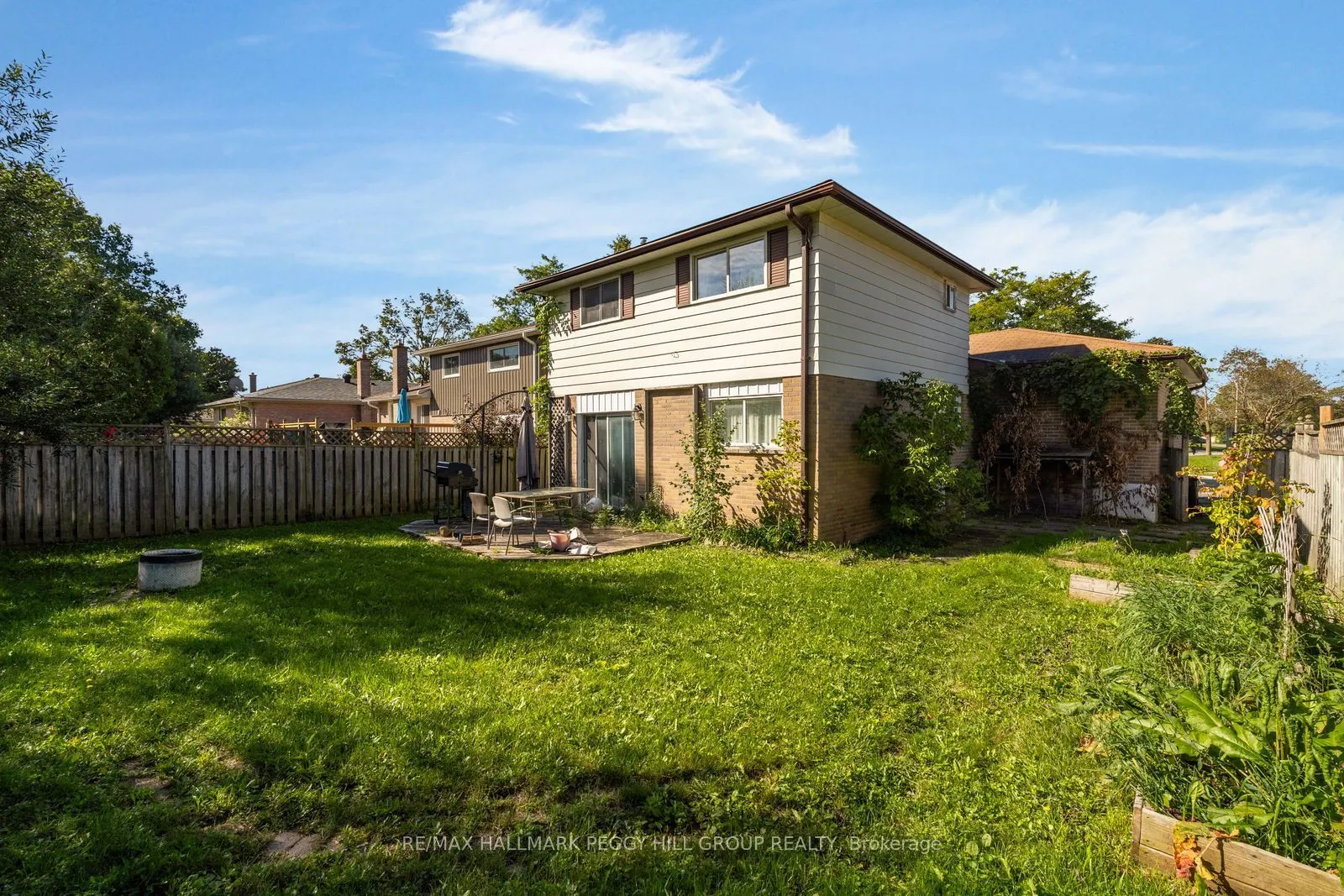 46 College Crescent