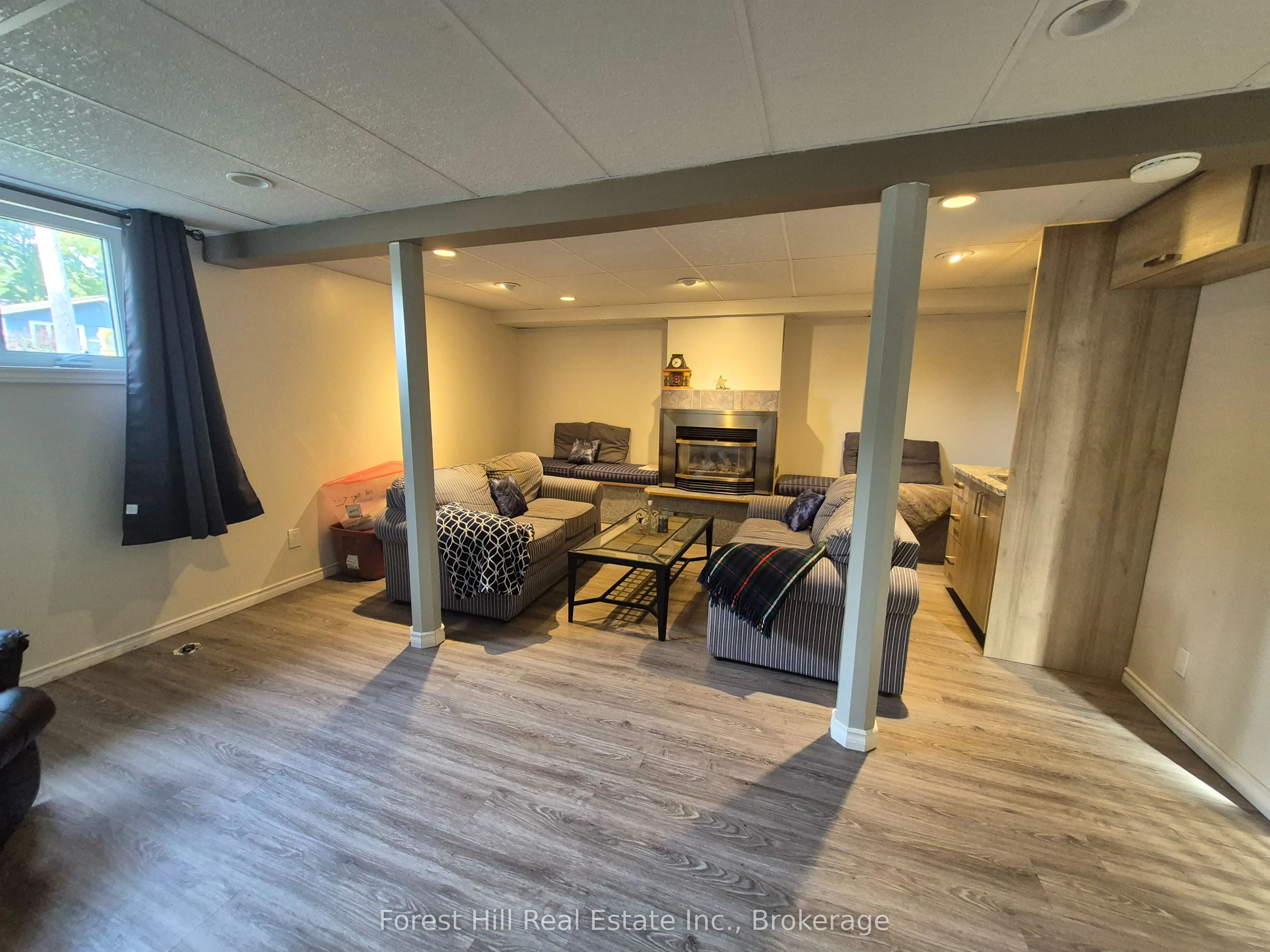 679 Simcoe Avenue W
