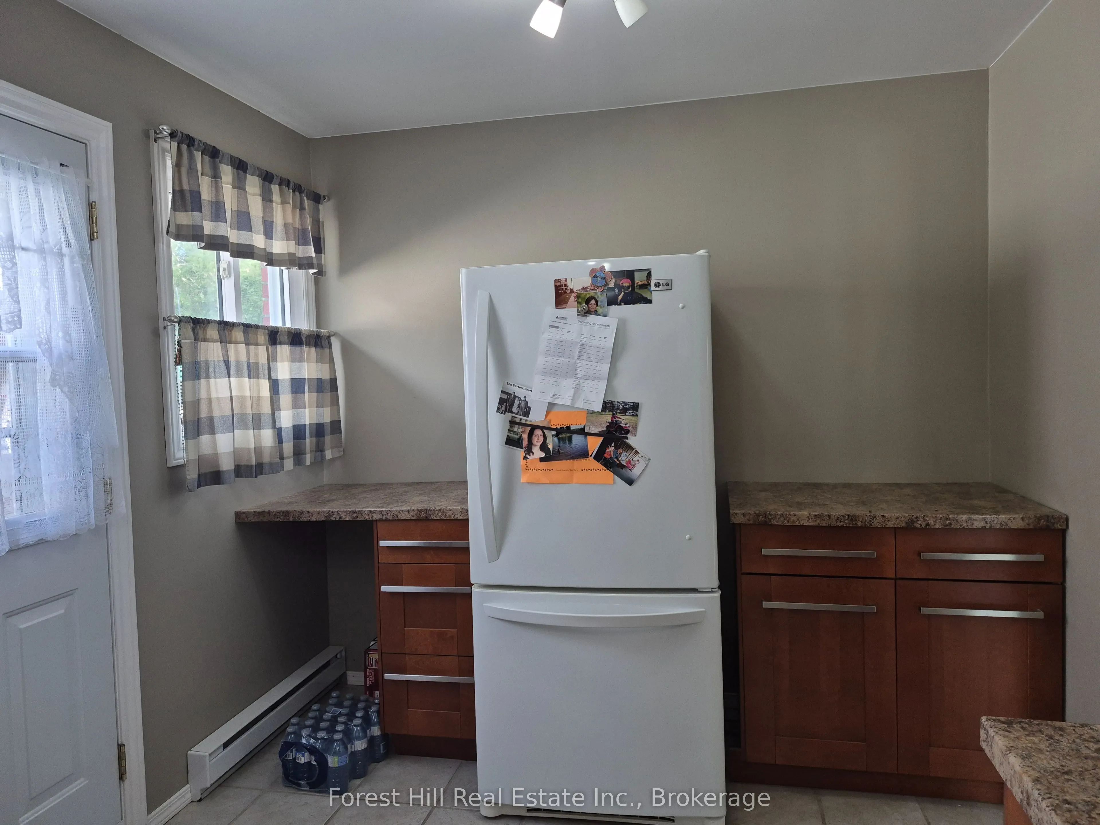 679 Simcoe Avenue W
