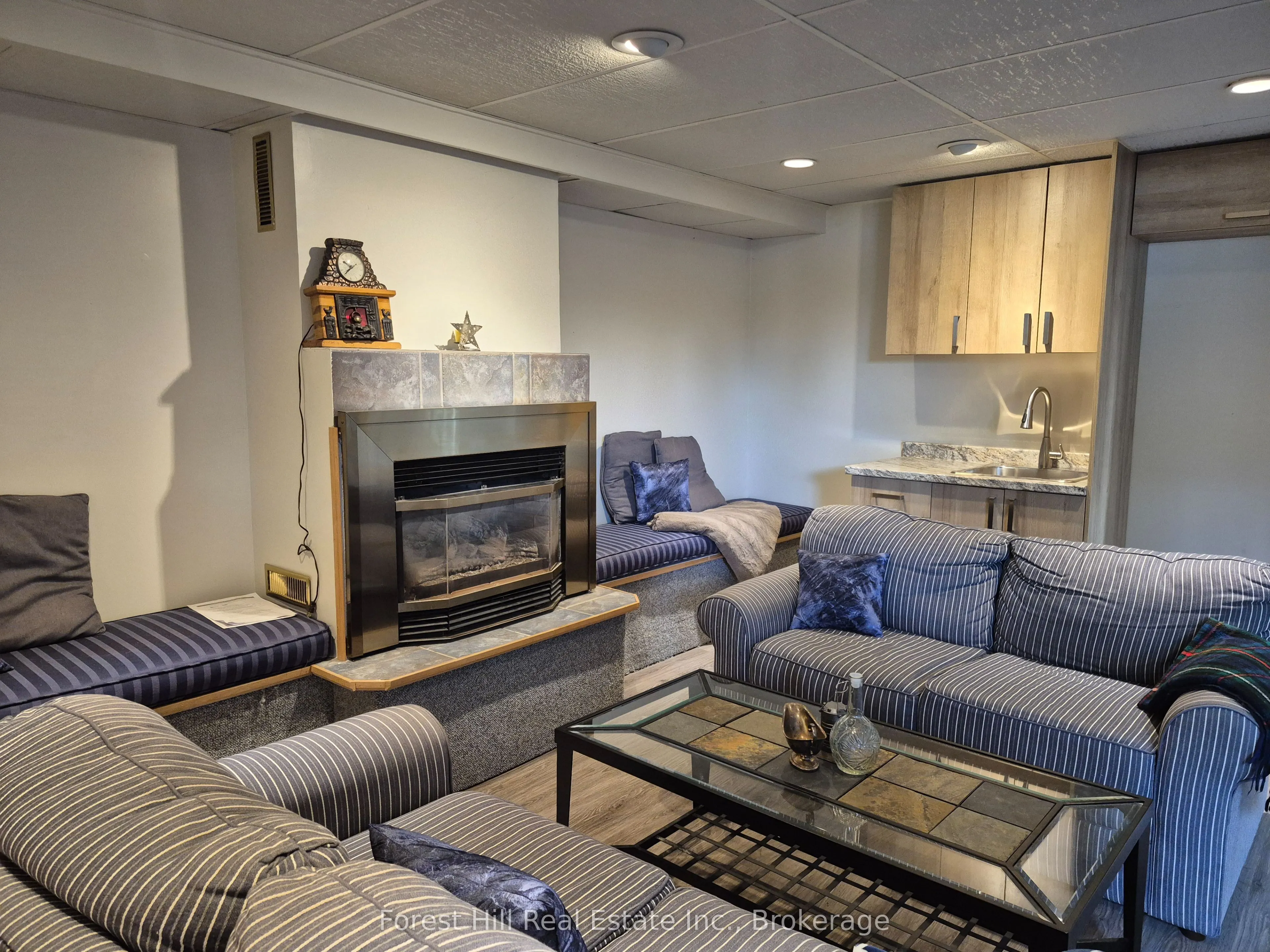 679 Simcoe Avenue W