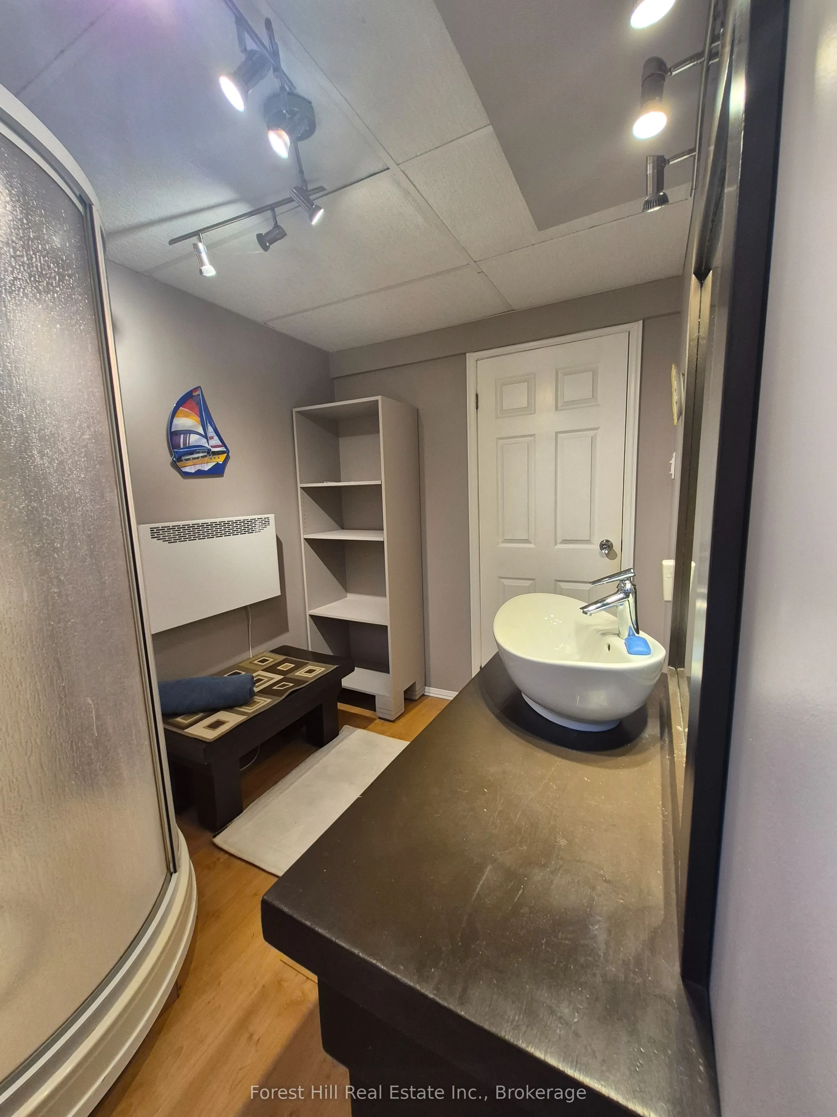 679 Simcoe Avenue W