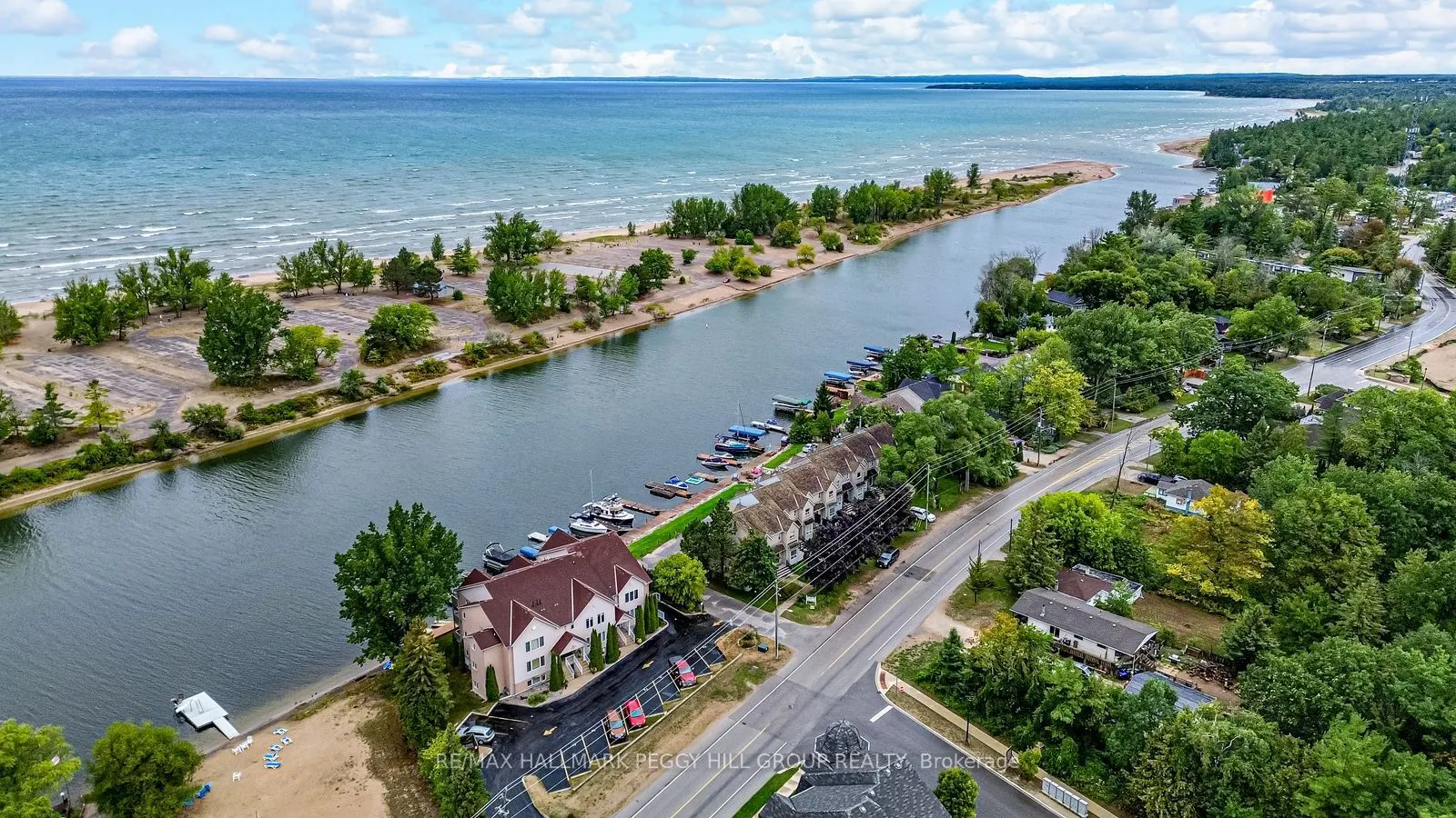 194 River Road E #3B
