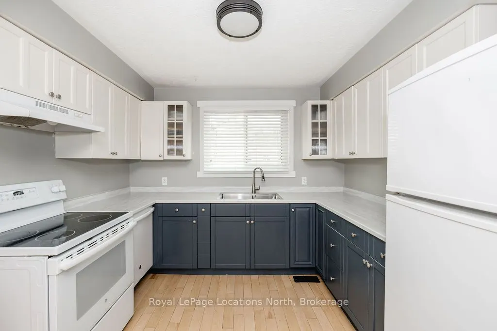 493 ONTARIO Street #8