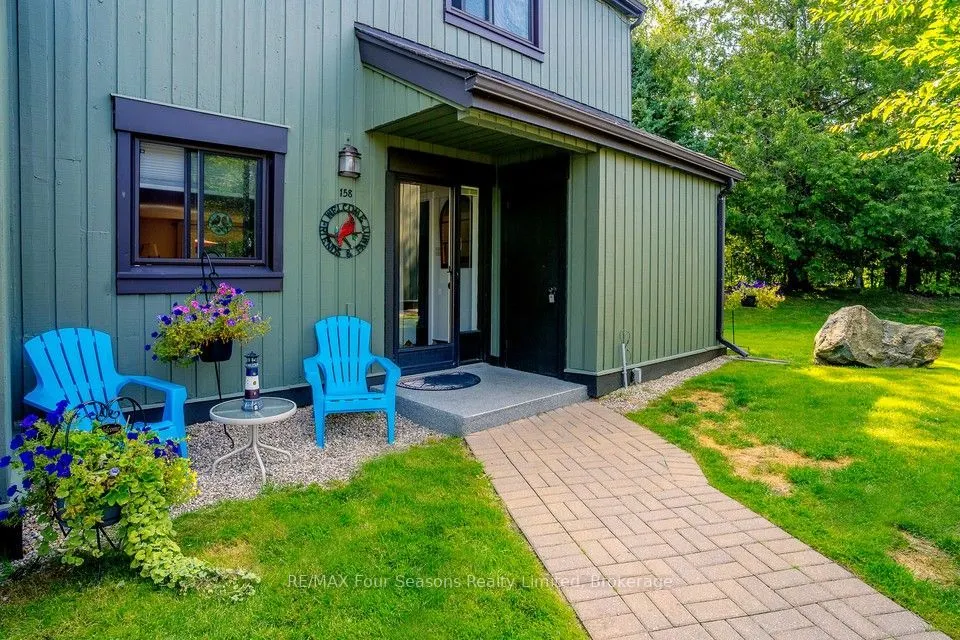 158 Escarpment Crescent #158